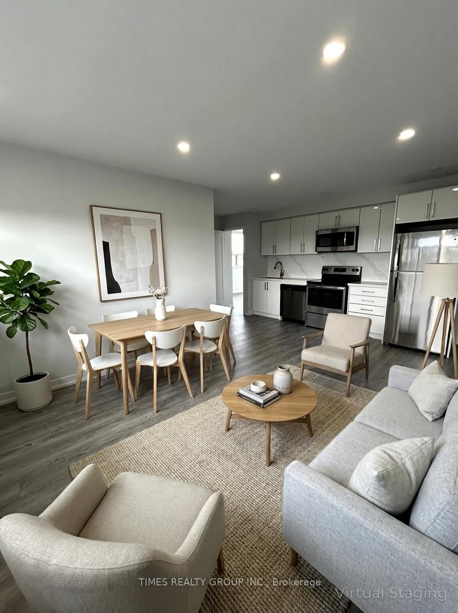 202-15 Walmer Road, Toronto, ON, M5R 2X1