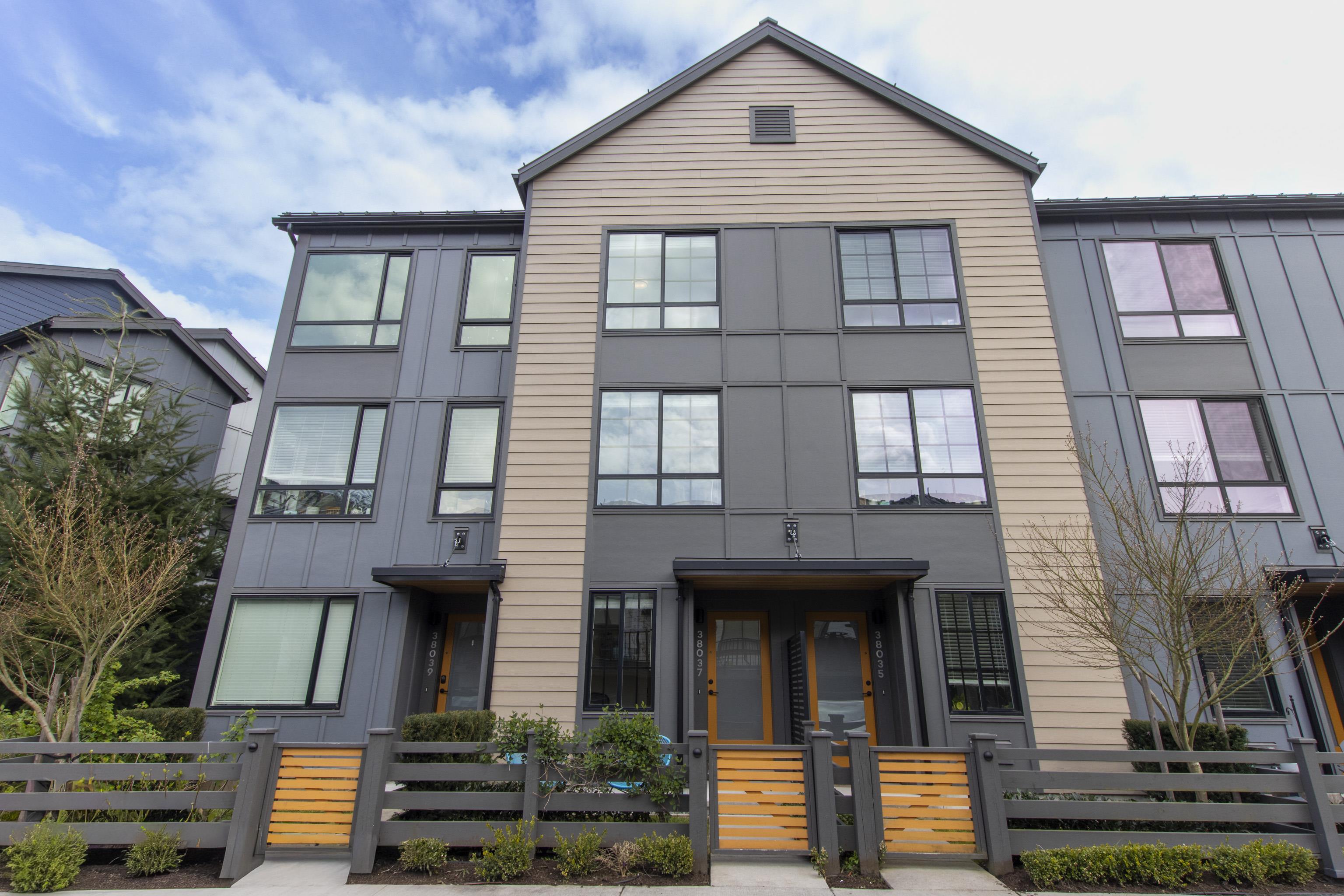 38037 Keel Way, Squamish, BC, V8B 2A1 photo 2