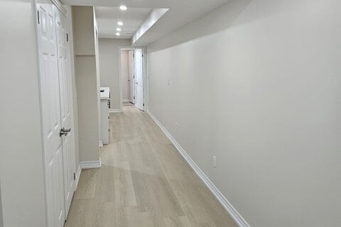 Additional image 8 of 14 Lower Lev-5672 Dorchester Road, Niagara Falls, ON, L2G 4Y8