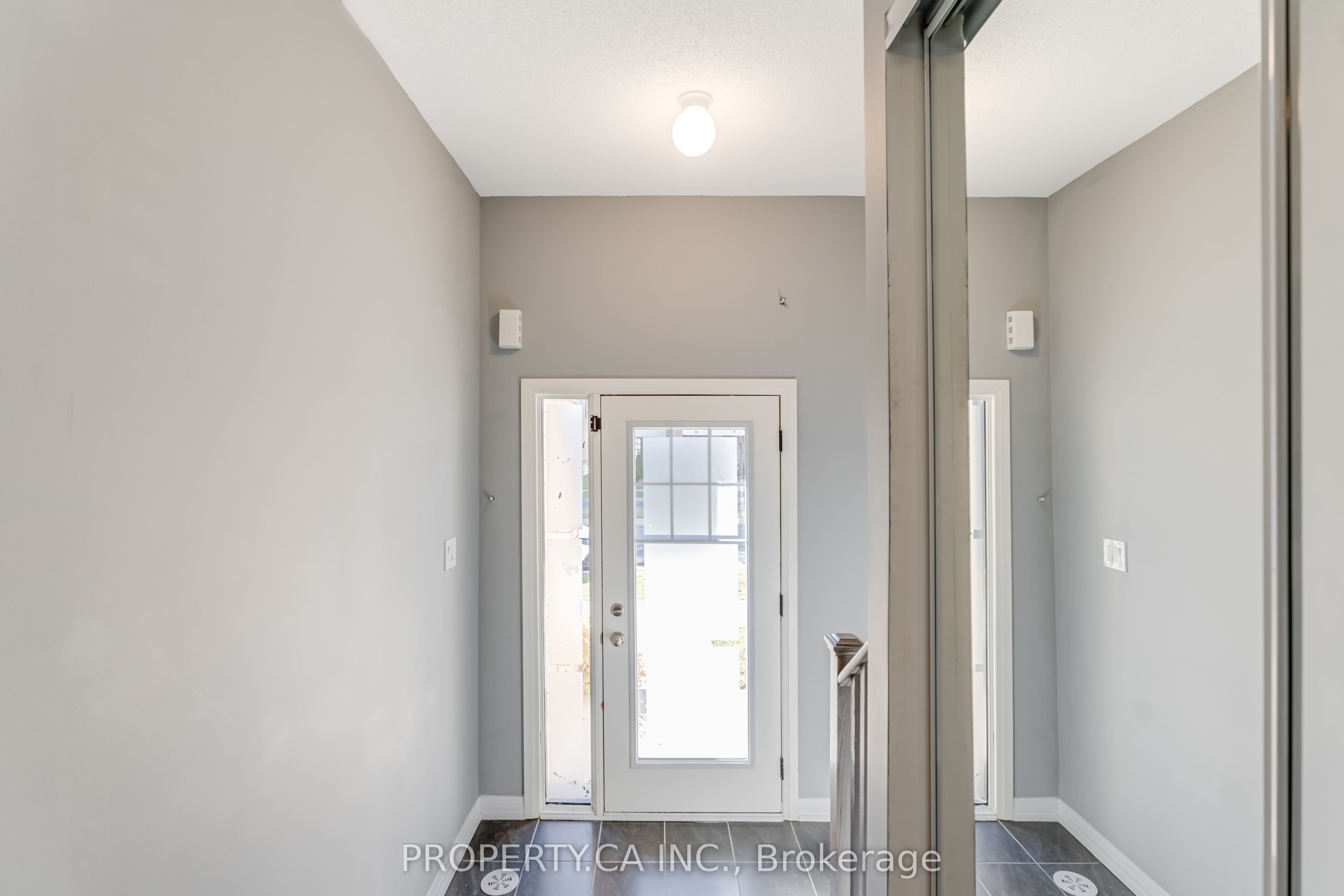 24 Clarington Boulevard, Clarington, ON, L1C 3K7 photo 2
