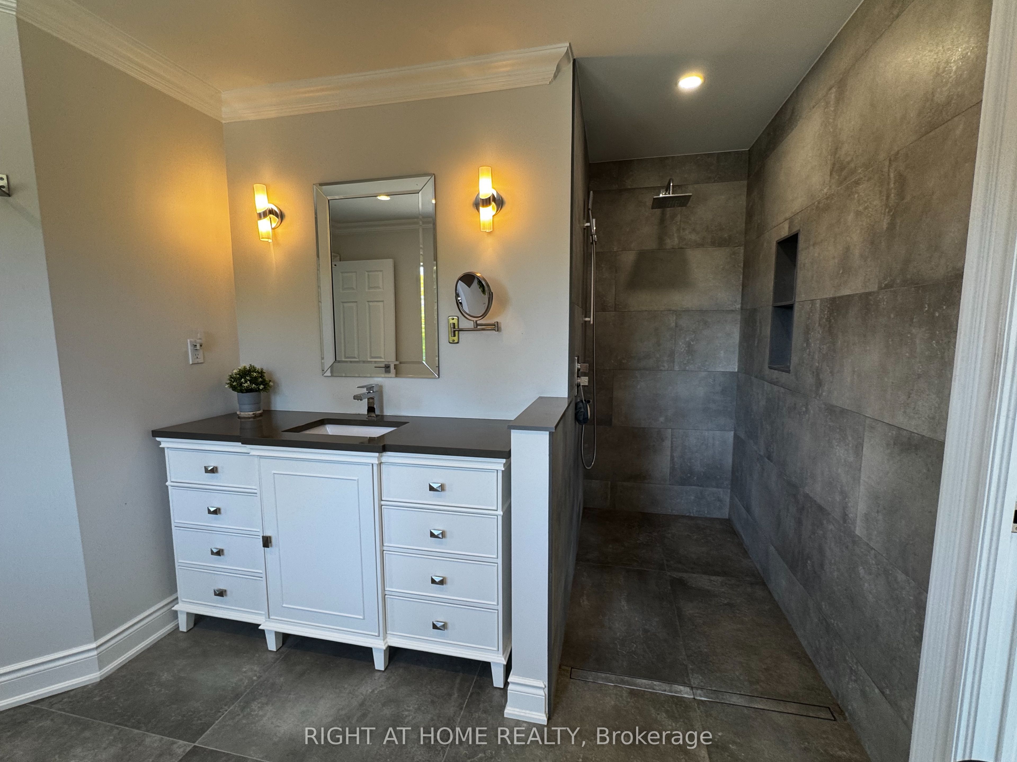 Additional image 5 of 2134 Grenville Drive, Oakville, ON, L6H 3Y6