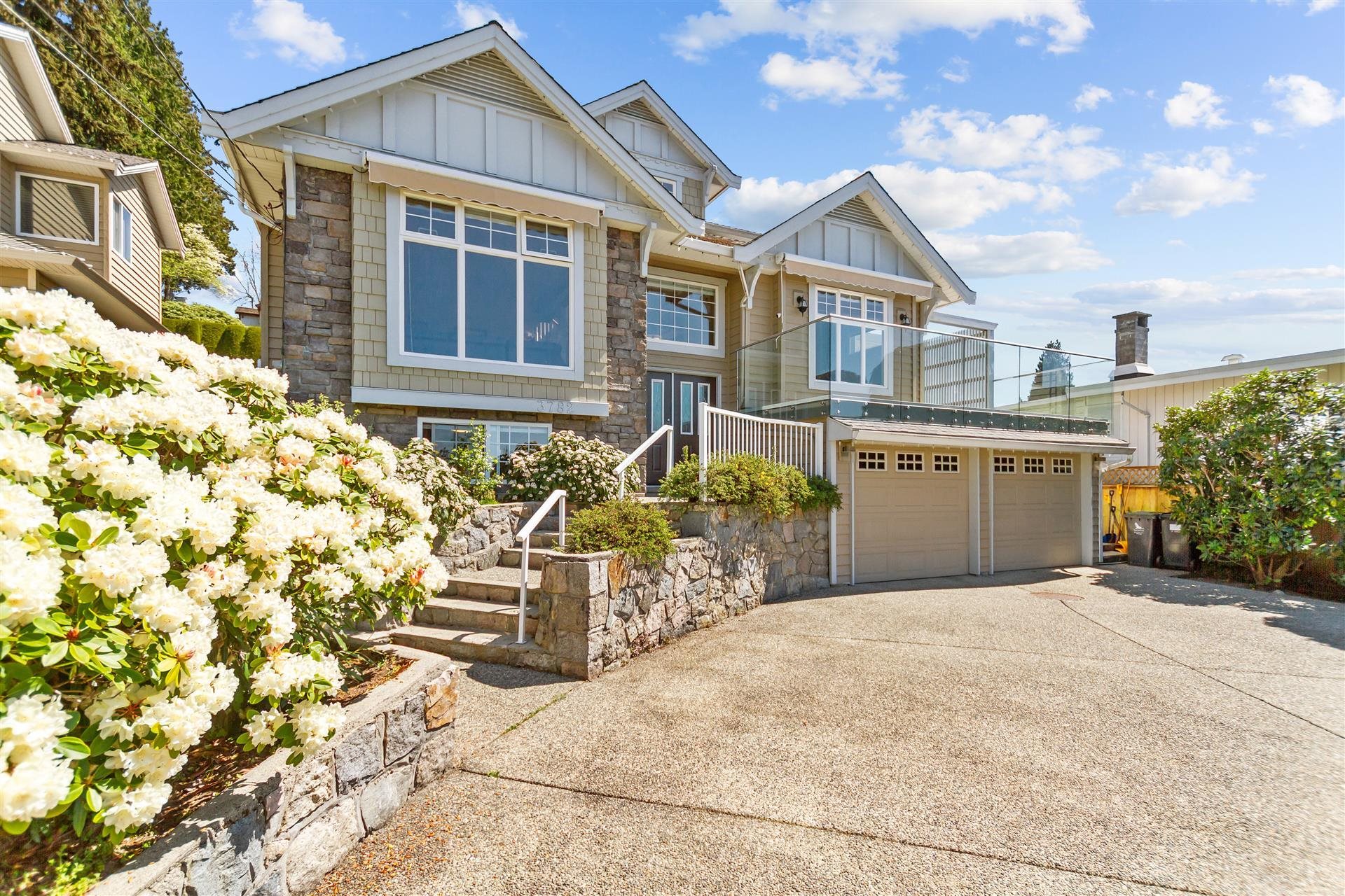 3782 Lonsdale Avenue, North Vancouver, BC, V7N 3K6