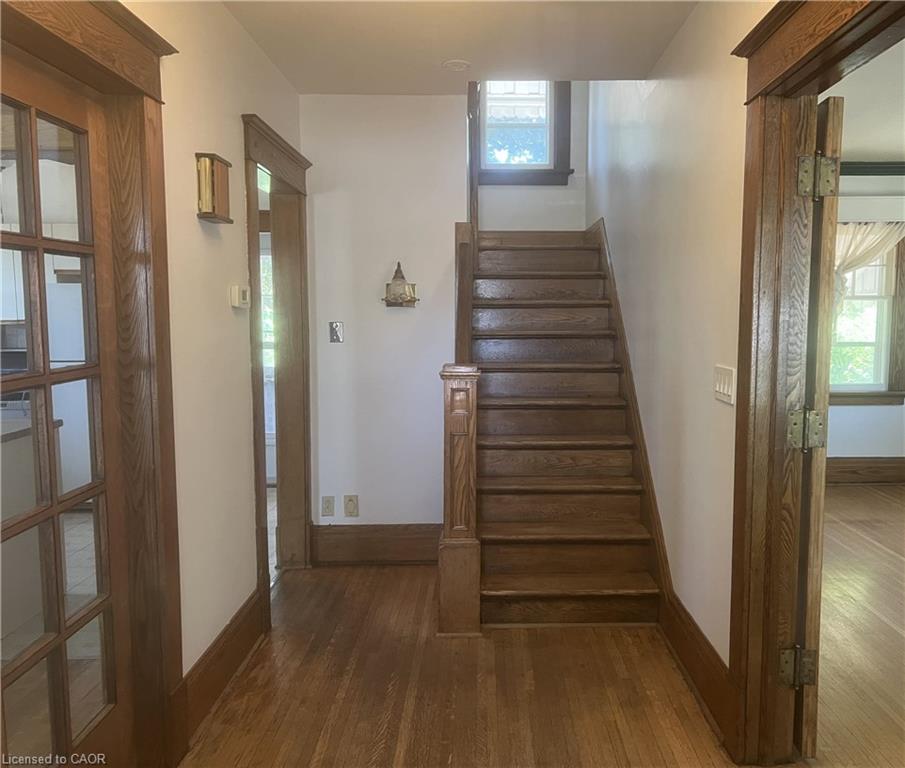 14 Hopeton Street, Cambridge, ON, N1R 3T3 photo 4