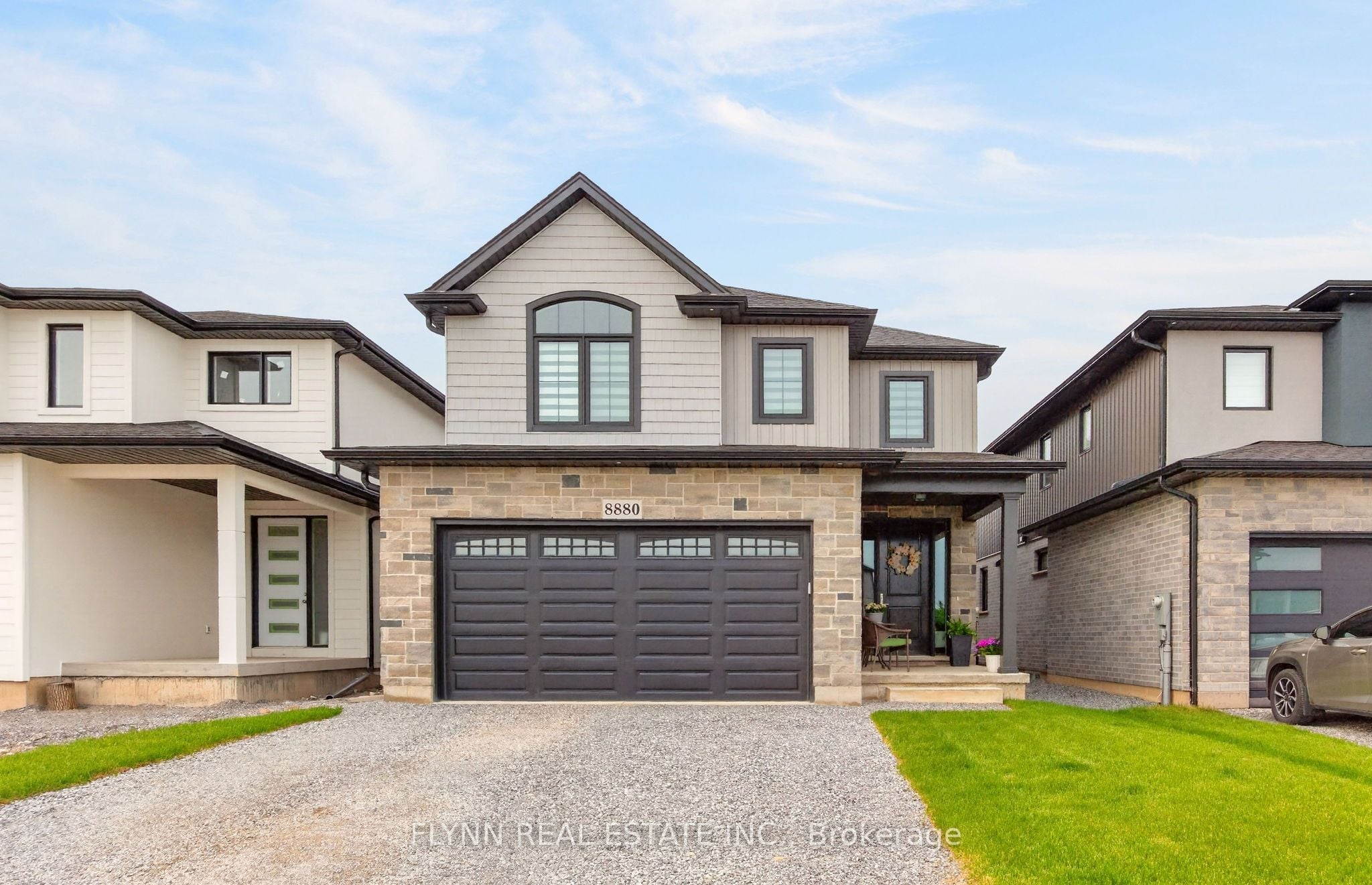 8880 Angie Drive, Niagara Falls, ON, L2H 3W8