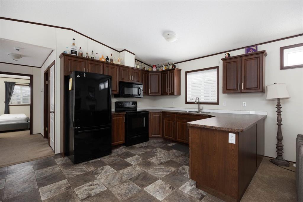 Additional image 3 of 328 Grey Crescent, Fort Mcmurray, AB, T9K 2N8