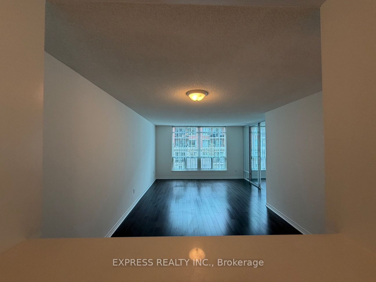 320-942 Yonge Street, Toronto, ON, M4W 3S8 photo 4