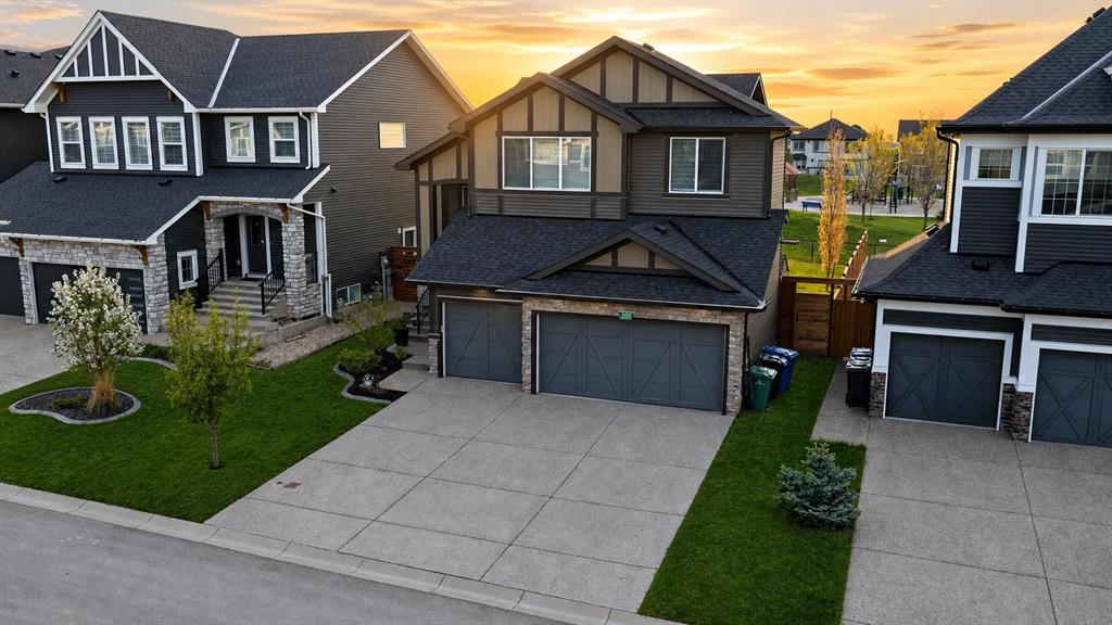 205 Aspenmere Way, Chestermere, AB, T1X 0Y2 photo 2