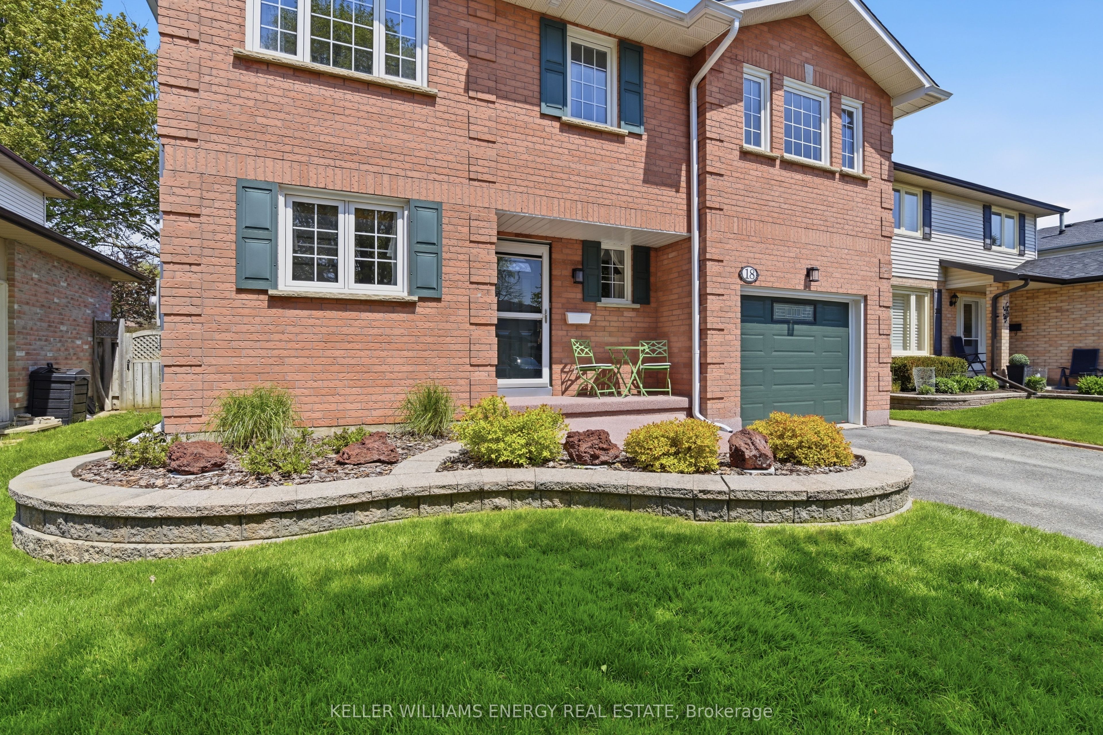 18 Arran Court, Clarington, ON, L1E 2E5 photo 3