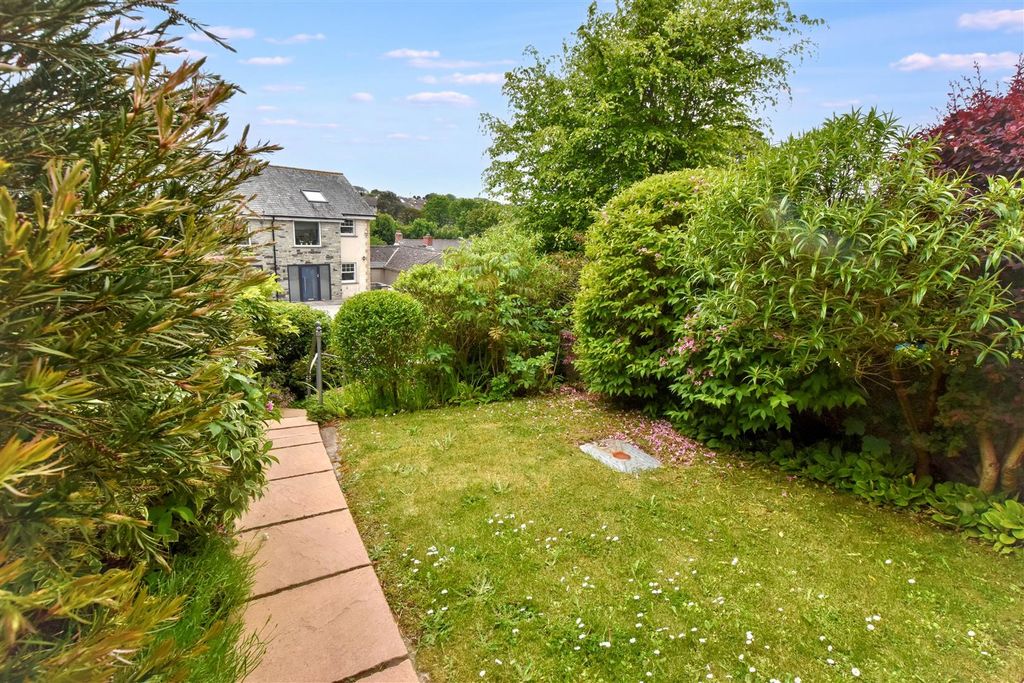 Additional image 22 of 3 bed semi-detached house for saleClinton Road, Redruth TR15
