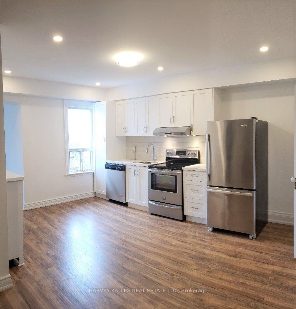 2nd & 3rd fl-541 Palmerston Boulevard, Toronto, ON, M6G 2P4 photo 2
