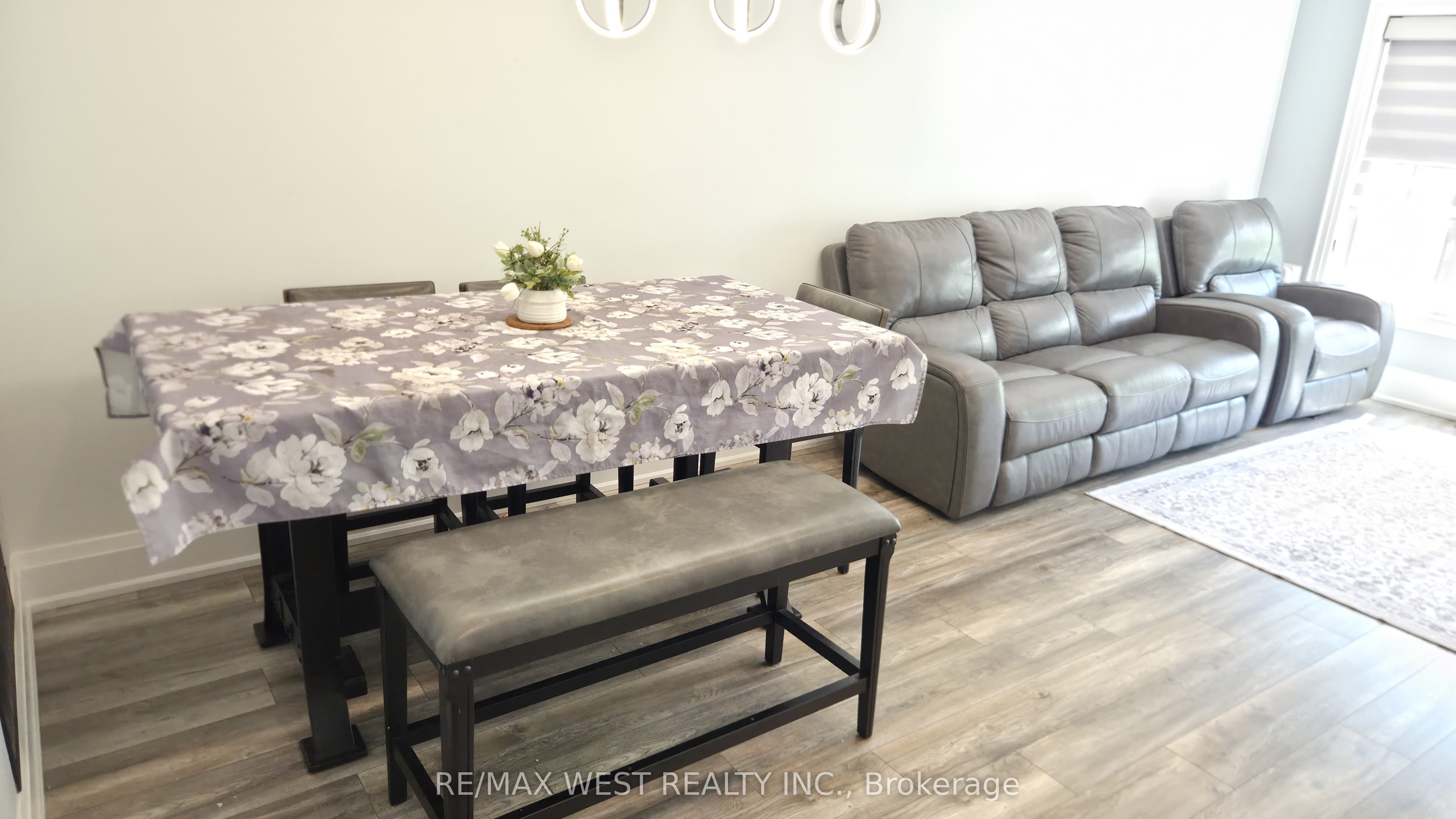 Additional image 3 of 33-3020 Cedarglen Gate, Mississauga, ON, L5C 4S7