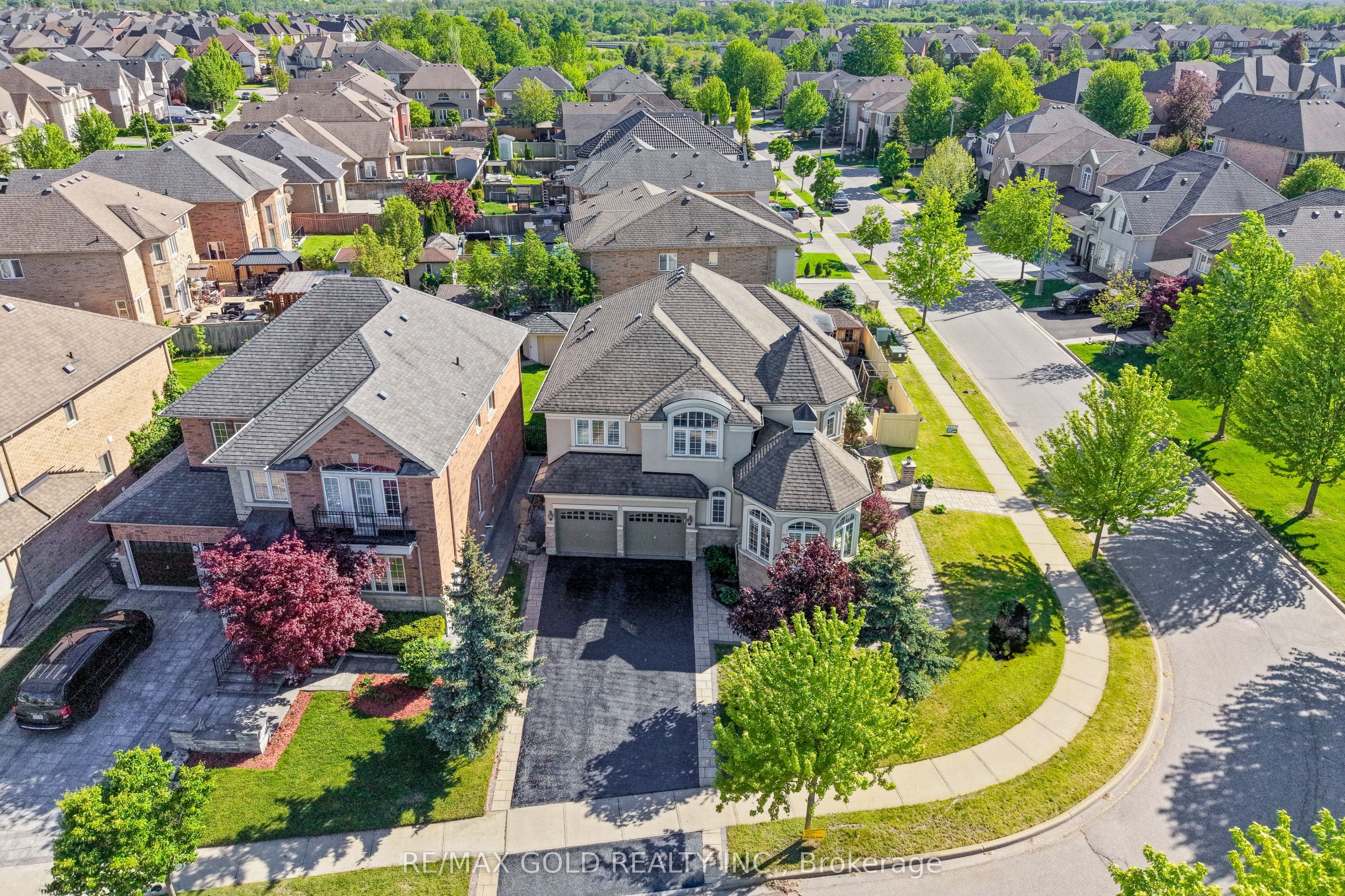 Additional image 6 of 18 Hampton Springs Drive, Brampton, ON, L6P 2W4