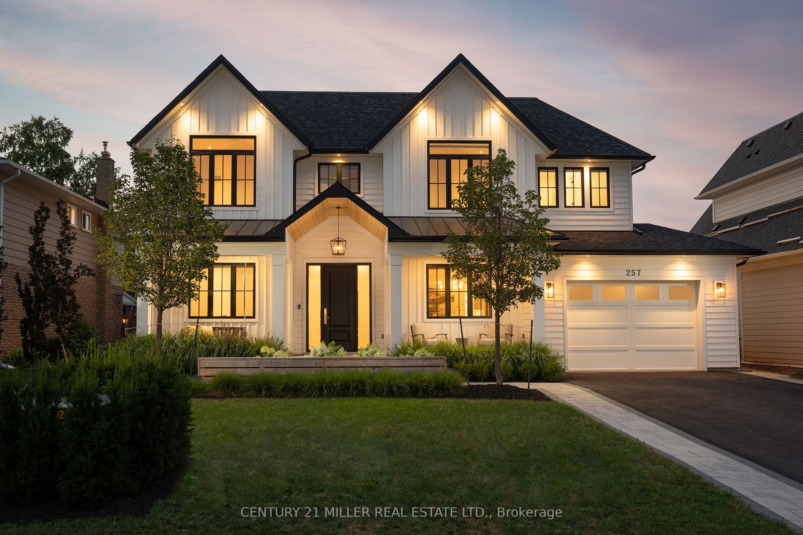 257 Sunrise Crescent, Oakville, ON, L6L 3L4