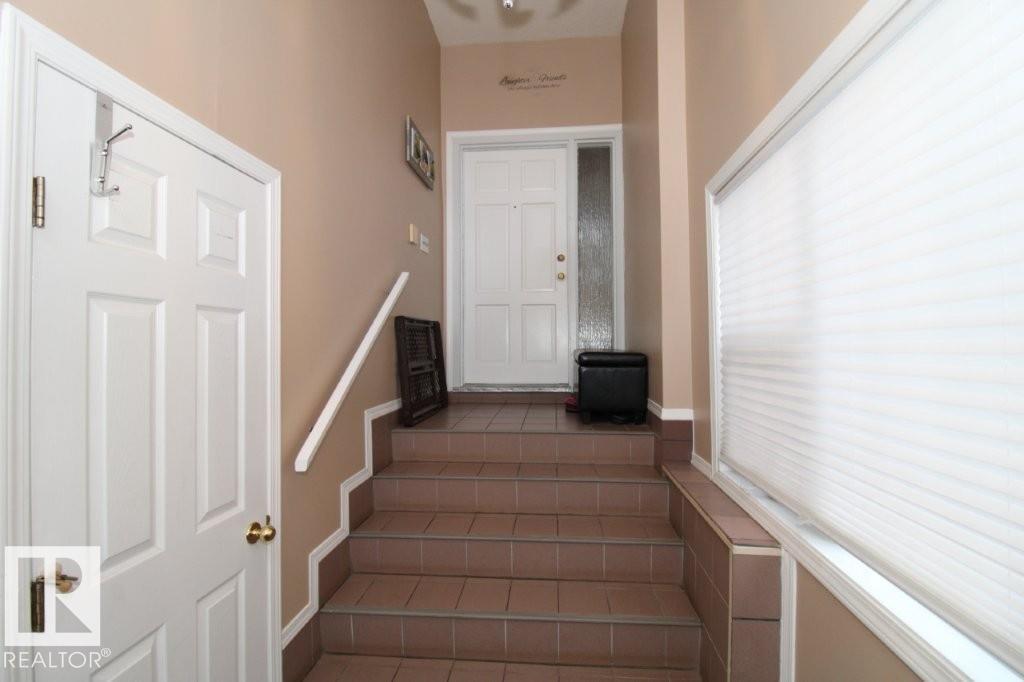 2812 35 Street NW, Edmonton, AB, T6L3Y4 photo 5