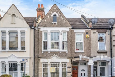 Mitcham, Surrey CR4
