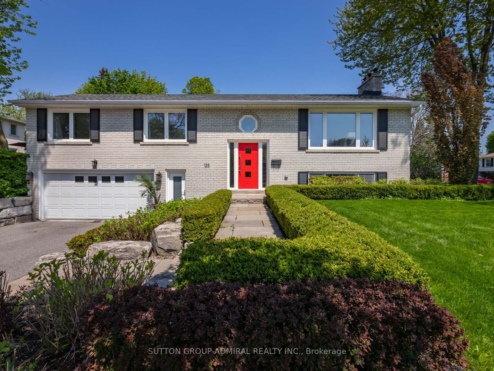 125 Laverock Avenue, Richmond Hill, ON, L4C 4J8 photo 3
