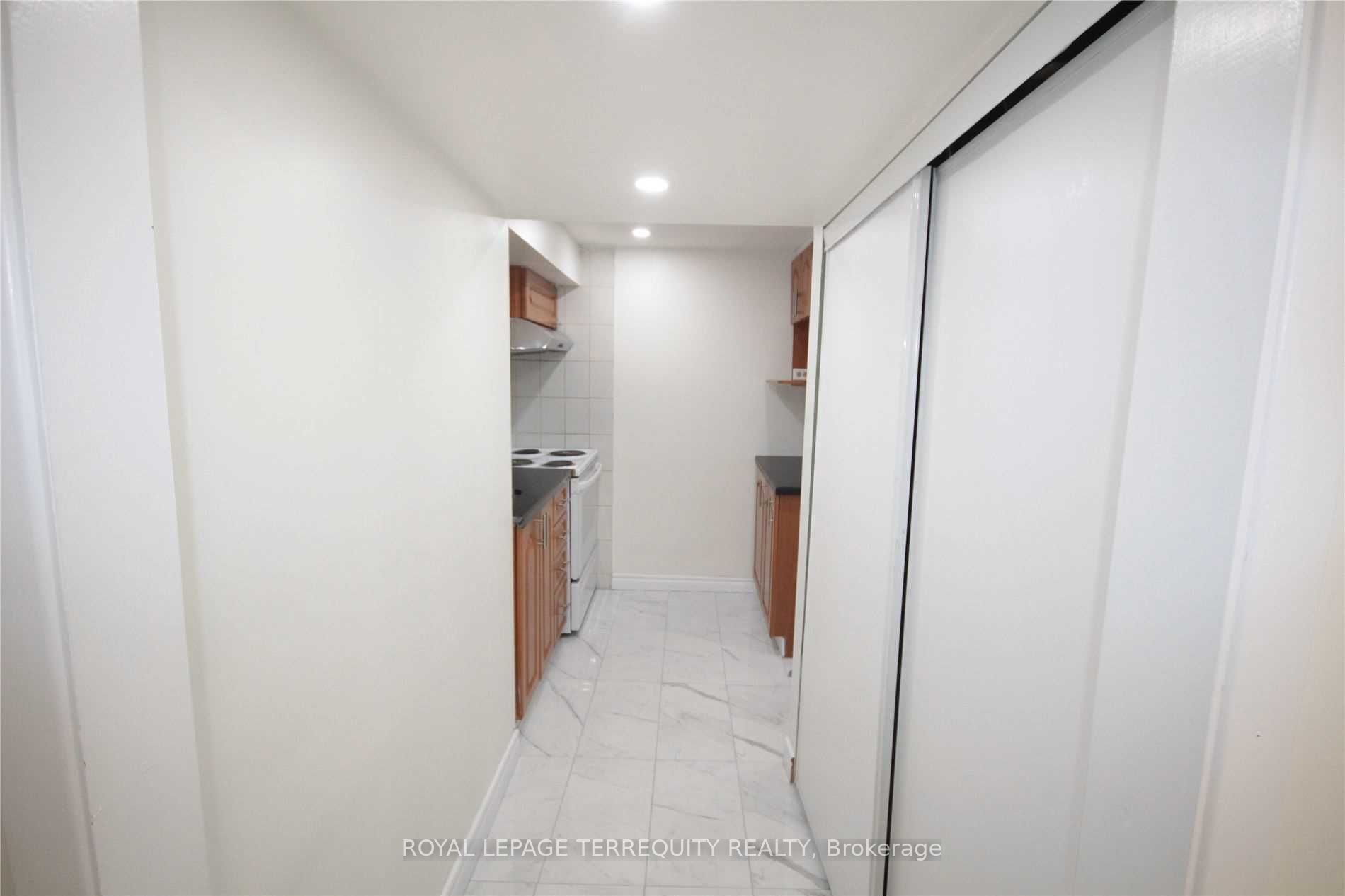 BSMNT-111 Caronia Square, Toronto, ON, M1B 2Z9 photo 5