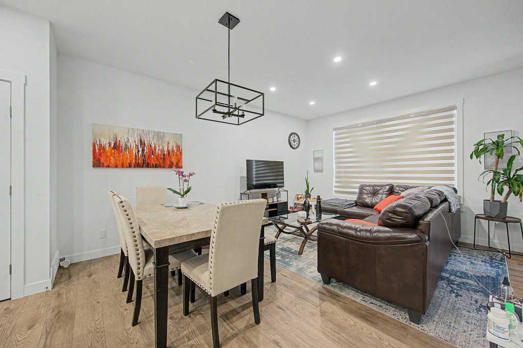 140 Sovereign Common SW, Calgary, AB, T3C 1K2 photo 4