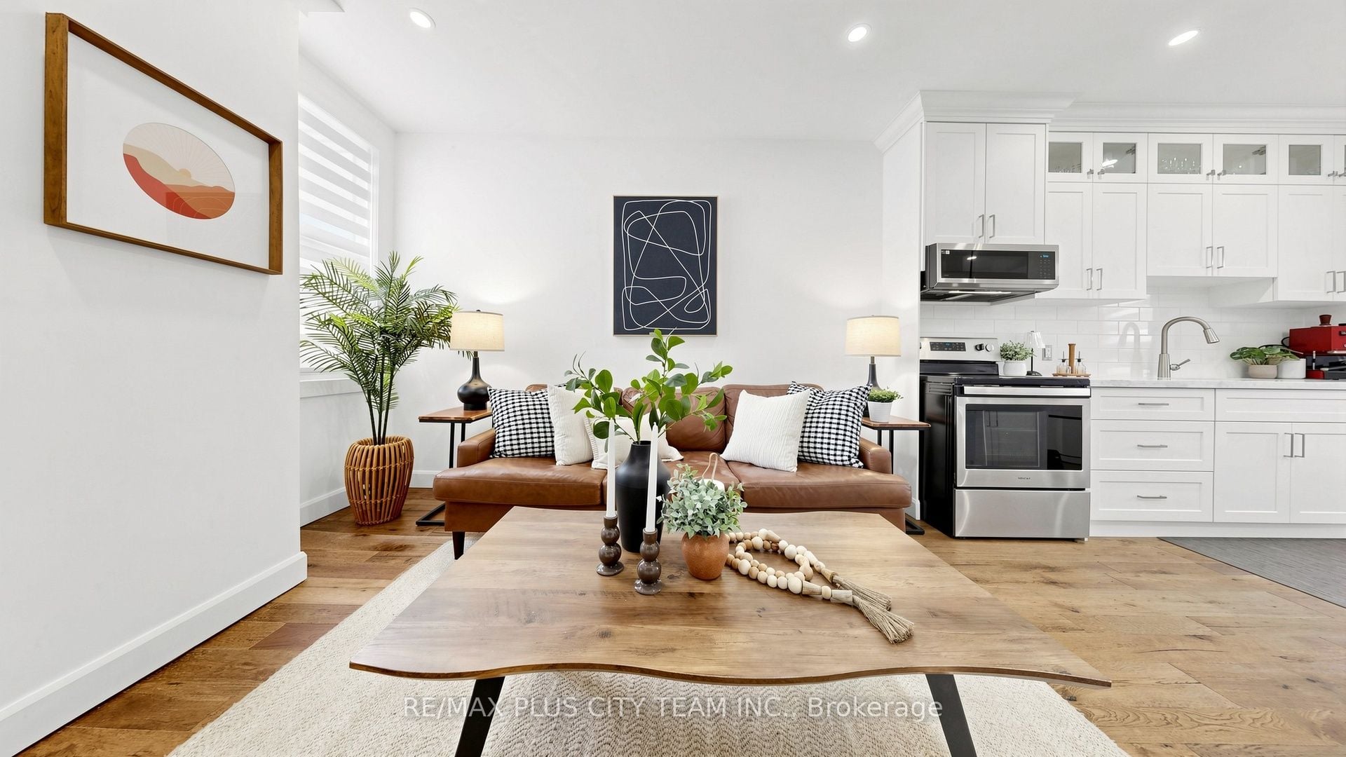 320 Boon Avenue, Toronto, ON, M6E 4A5 photo 3