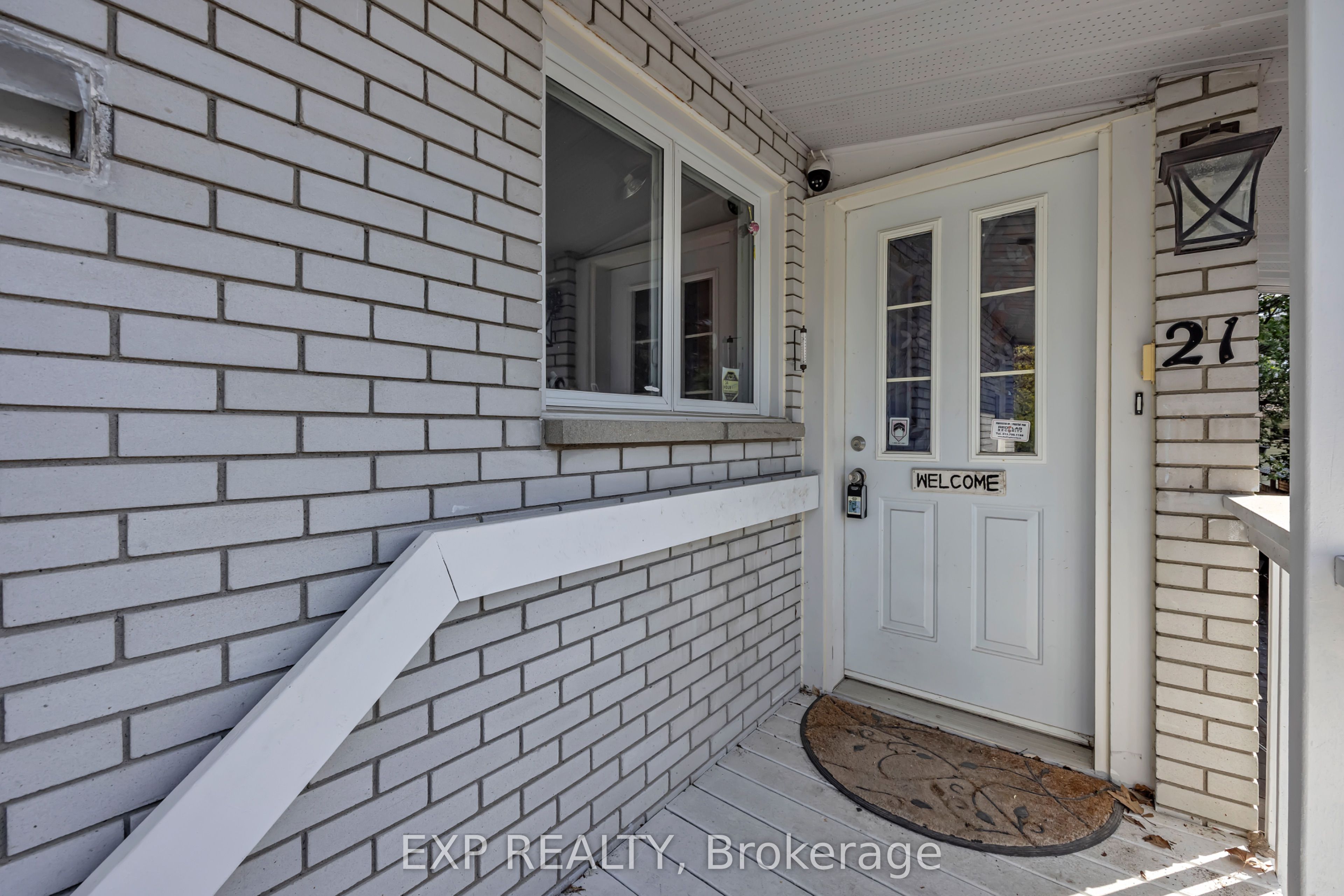 Additional image 5 of 21 Southview Crescent, Ottawa, ON, K2E 5R4