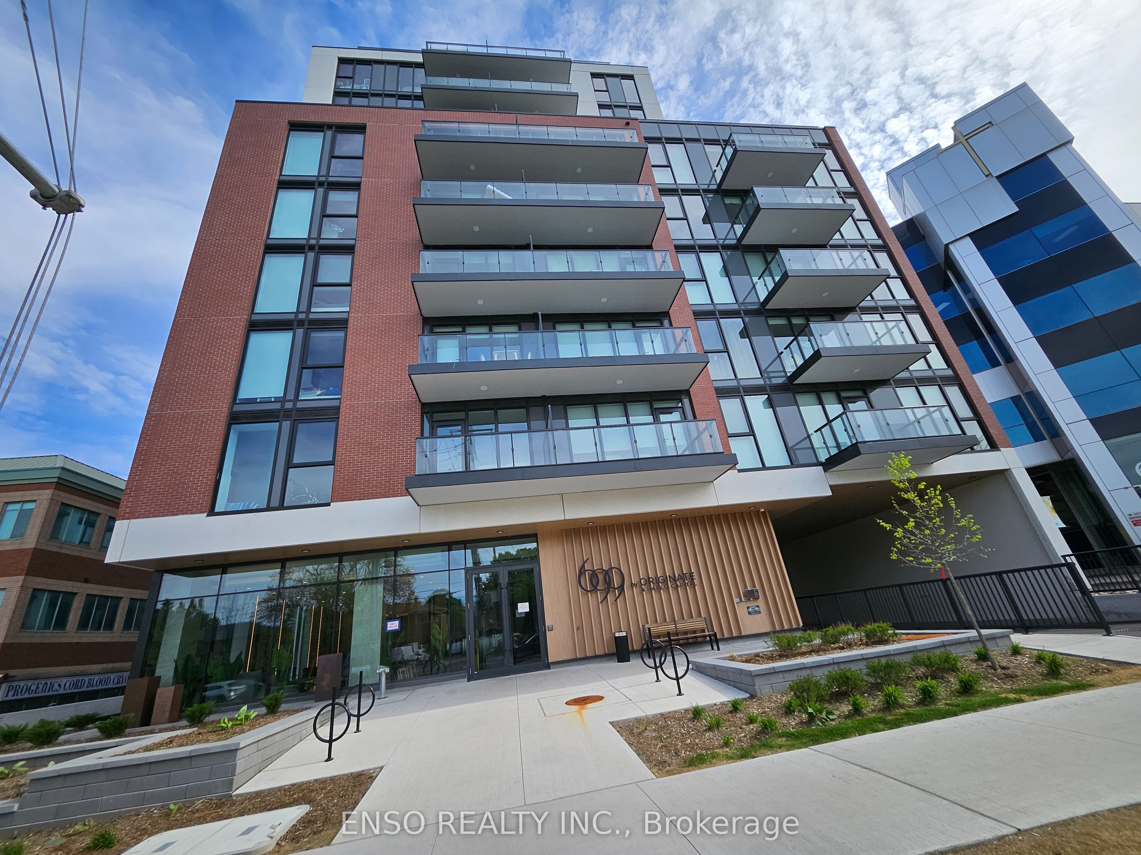105-699 Sheppard Avenue E, Toronto, ON, M2K 0J5