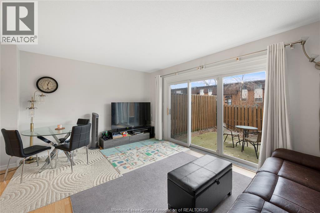 6384 Thornberry Crescent, Windsor, ON, N8T3A2 photo 5