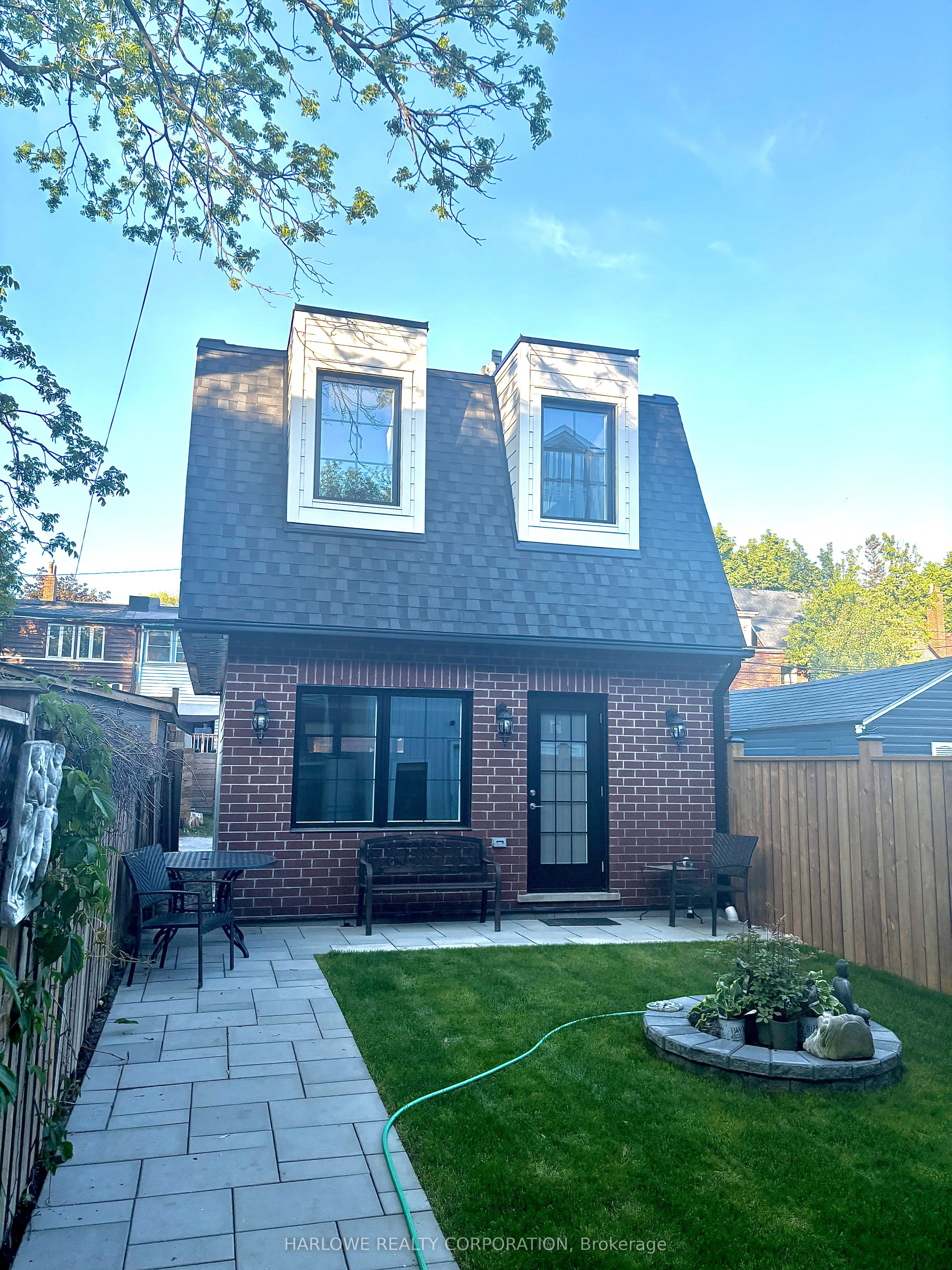 61 Gilmour Avenue, Toronto, ON, M6P 3A8