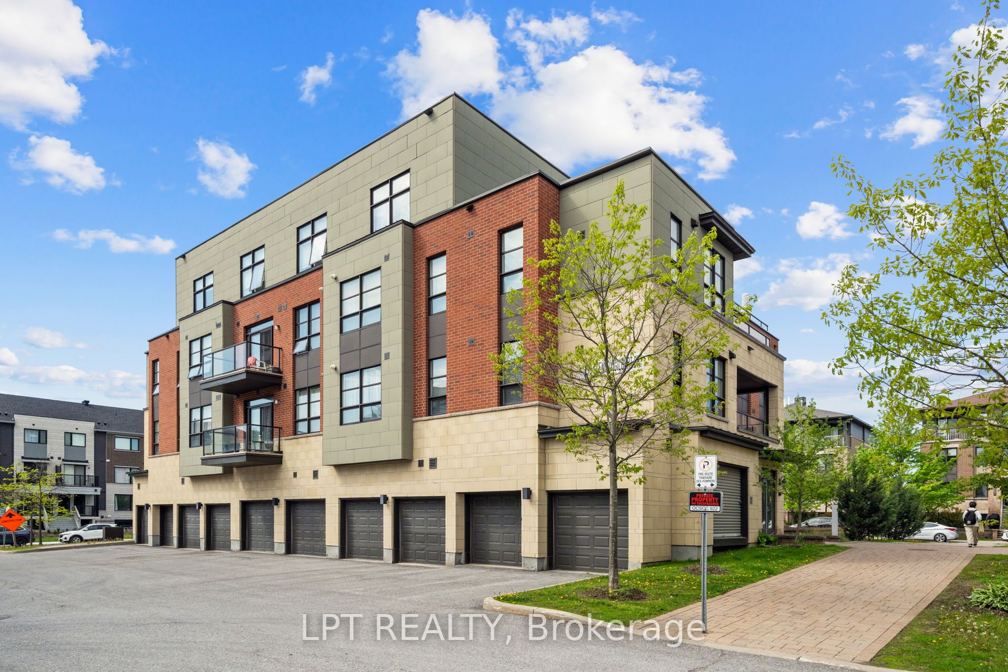 Additional image 2 of 301-298 Glenroy Gilbert Drive, Ottawa, ON, K2J 5W2