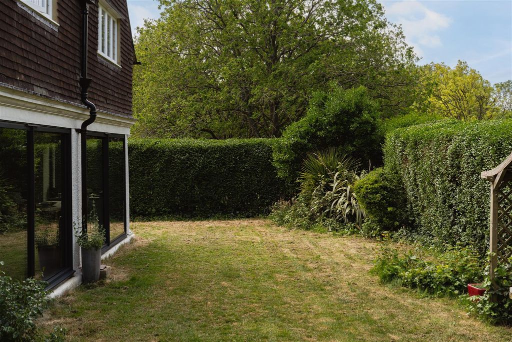 Additional image 23 of 4 bed detached house for salePendleton Road, Redhill RH1