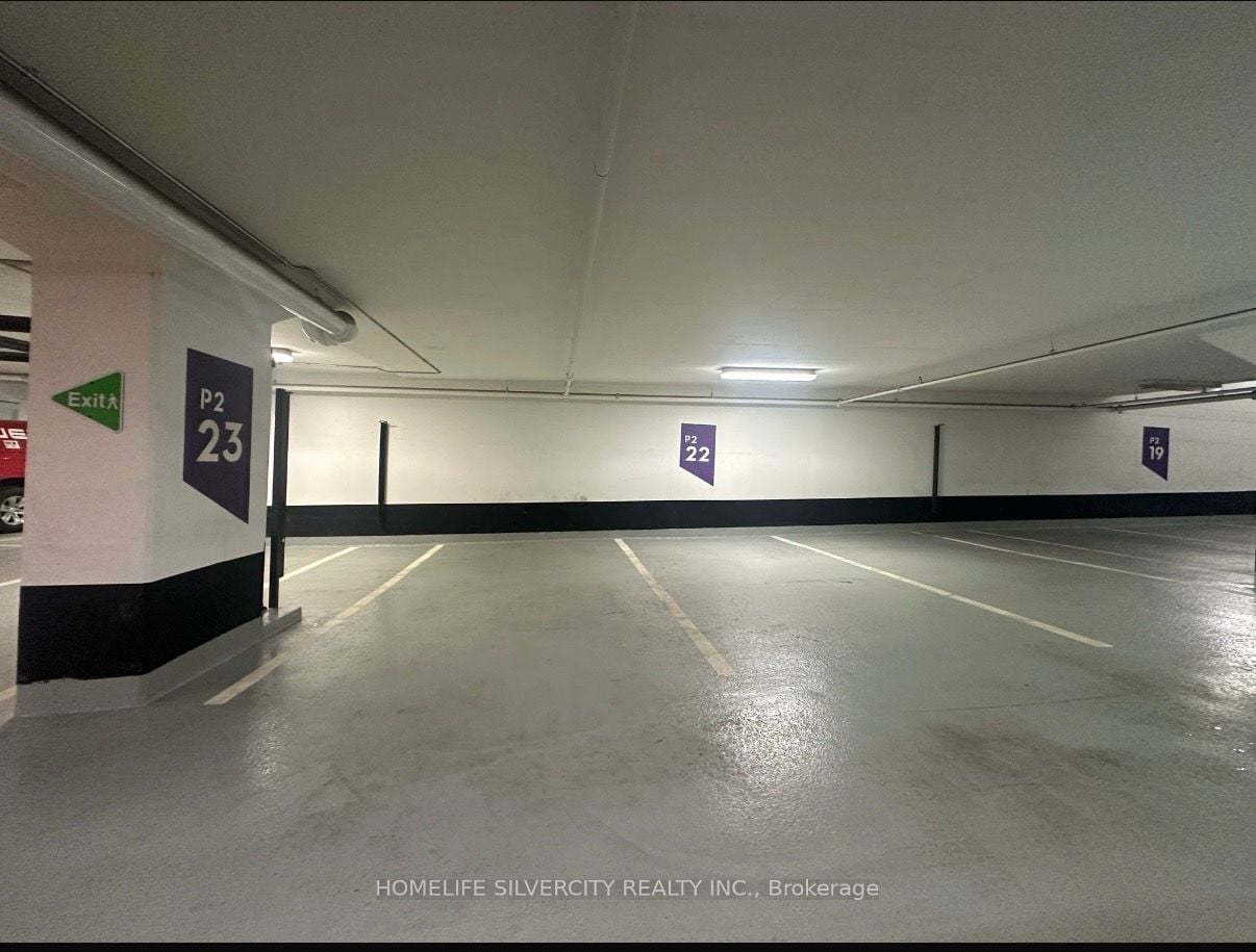 3900 Confederation Parkway, Mississauga, ON, L5B 0M3 photo 2