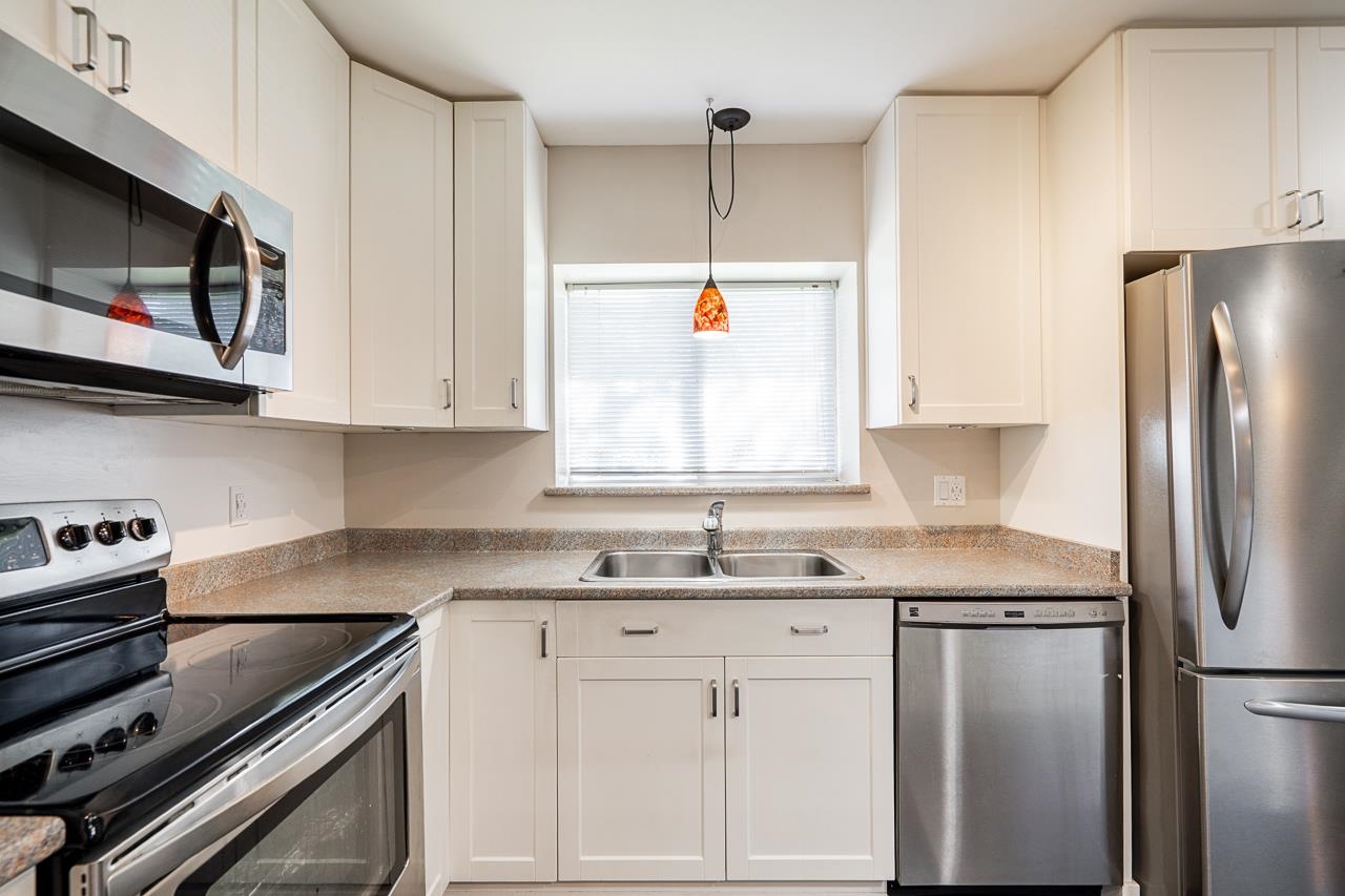 Additional image 3 of 11101 143a Street, Surrey, BC, V3R 3M5