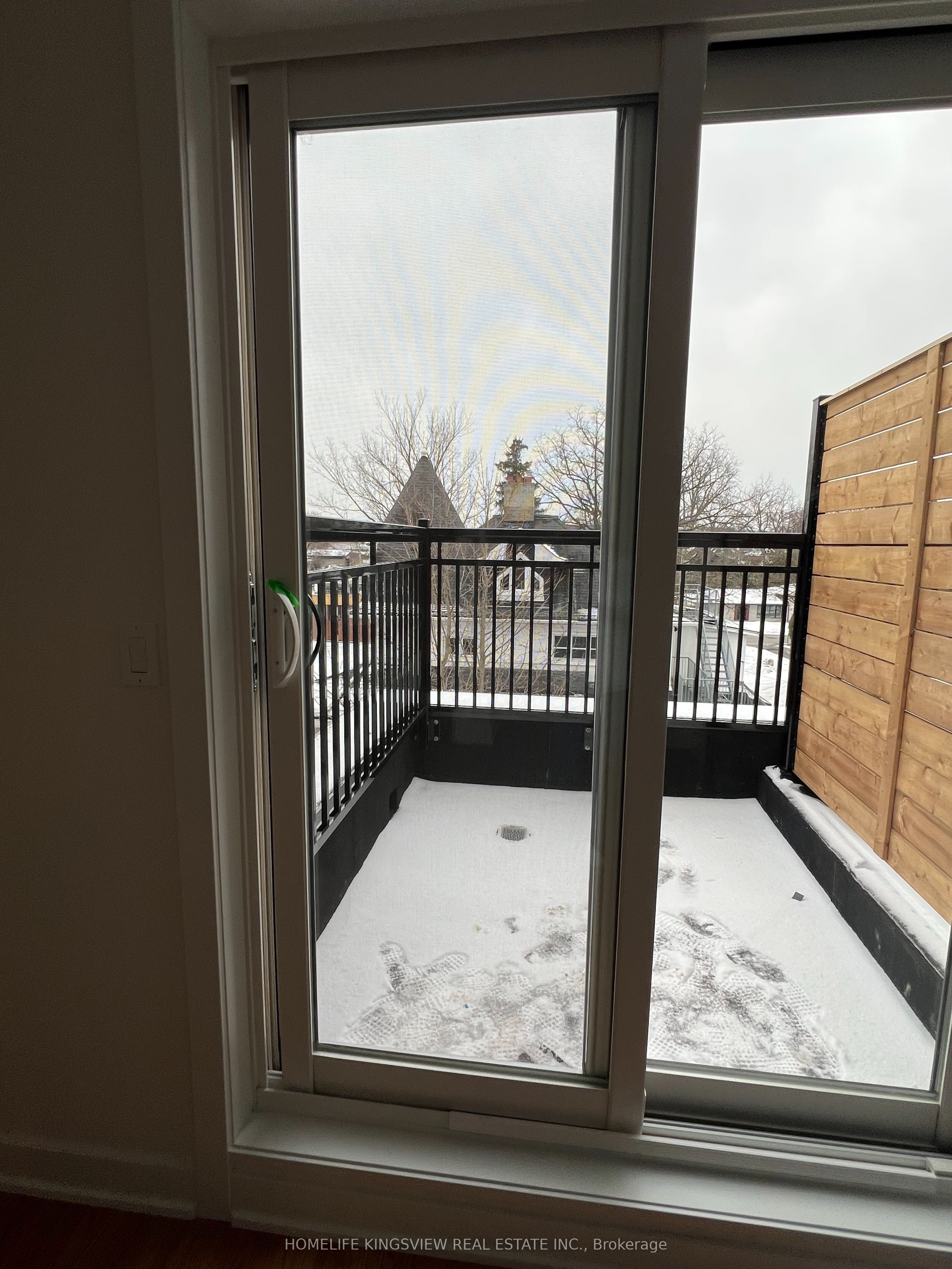 Additional image 2 of 231-15100 Yonge Street, Aurora, ON, L4G 1M2