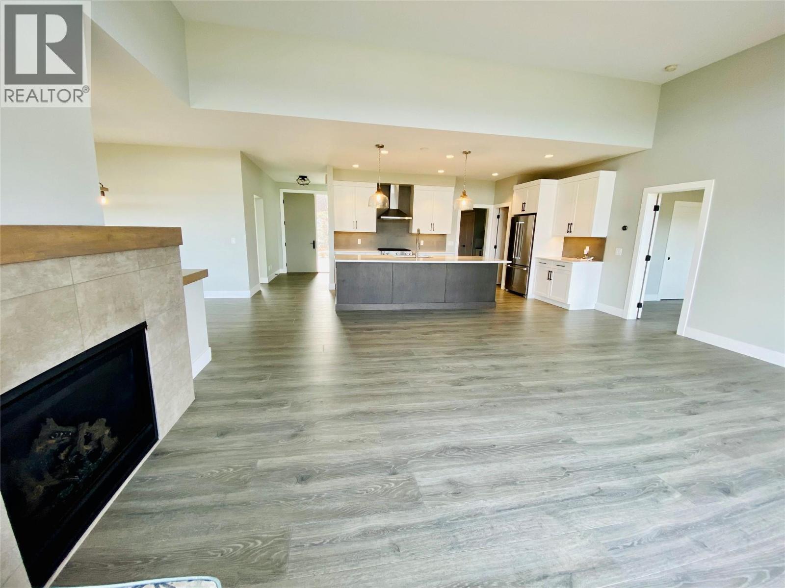 5402 Kestrel Lane, Kelowna, BC, V1W0A6 photo 5