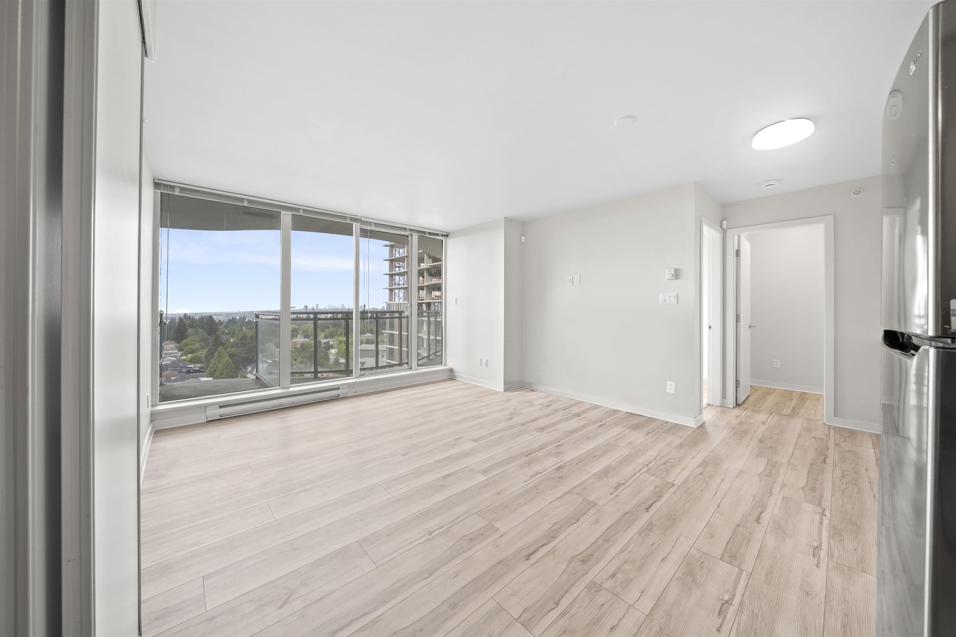 Additional image 3 of 1801-13303 Central Avenue, Surrey, BC, V3T 0K6