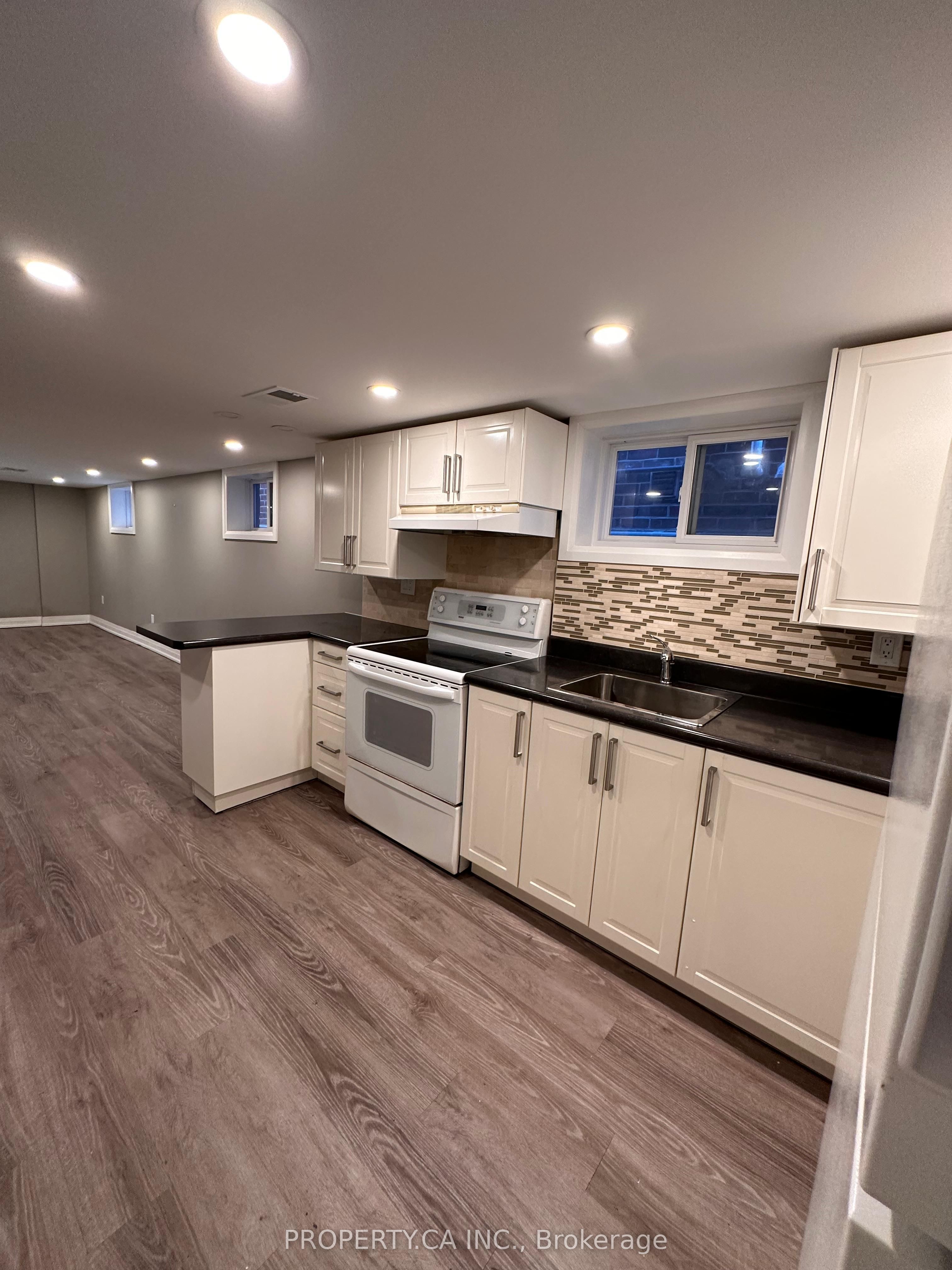 Bsmnt-94 Hay Avenue, Toronto, ON, M8Z 1G4 photo 4