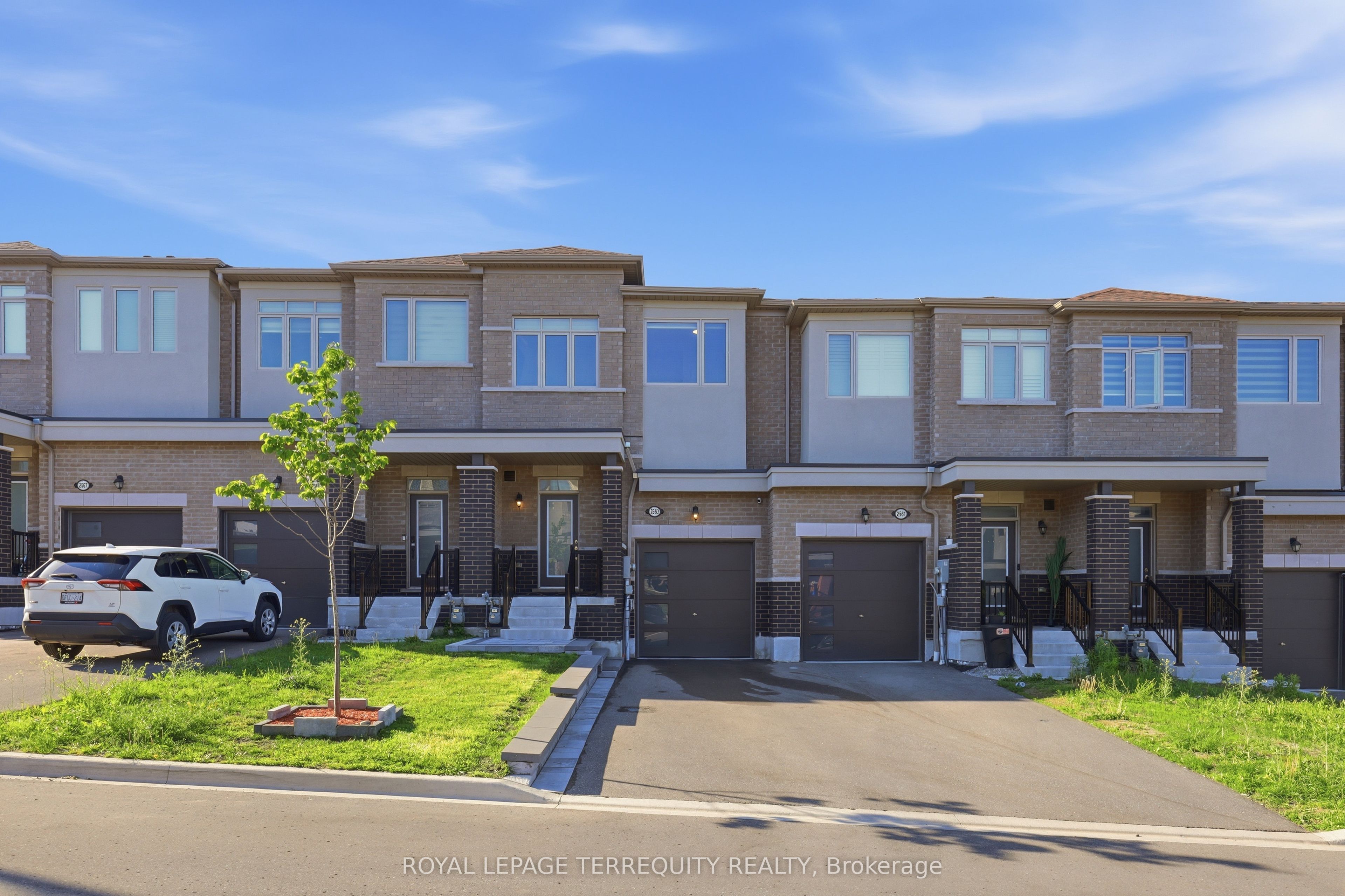 2563 Winter Words Drive, Oshawa, ON, L1L 0S9