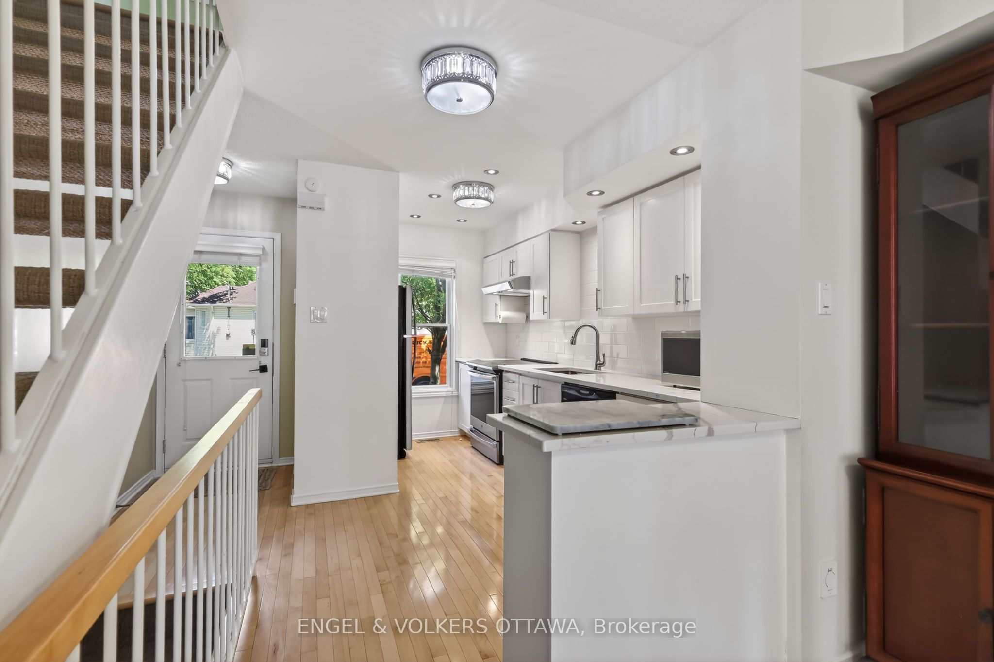 Additional image 3 of 90B Templeton Street, Ottawa, ON, K1N 6X3