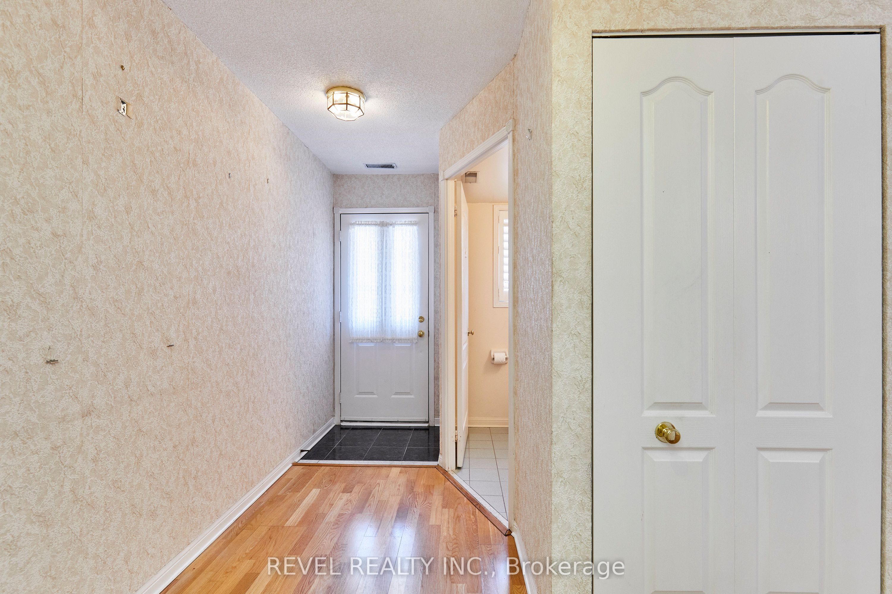 Additional image 3 of 411-1400 The Esplanade N/a N, Pickering, ON, L1V 6V2