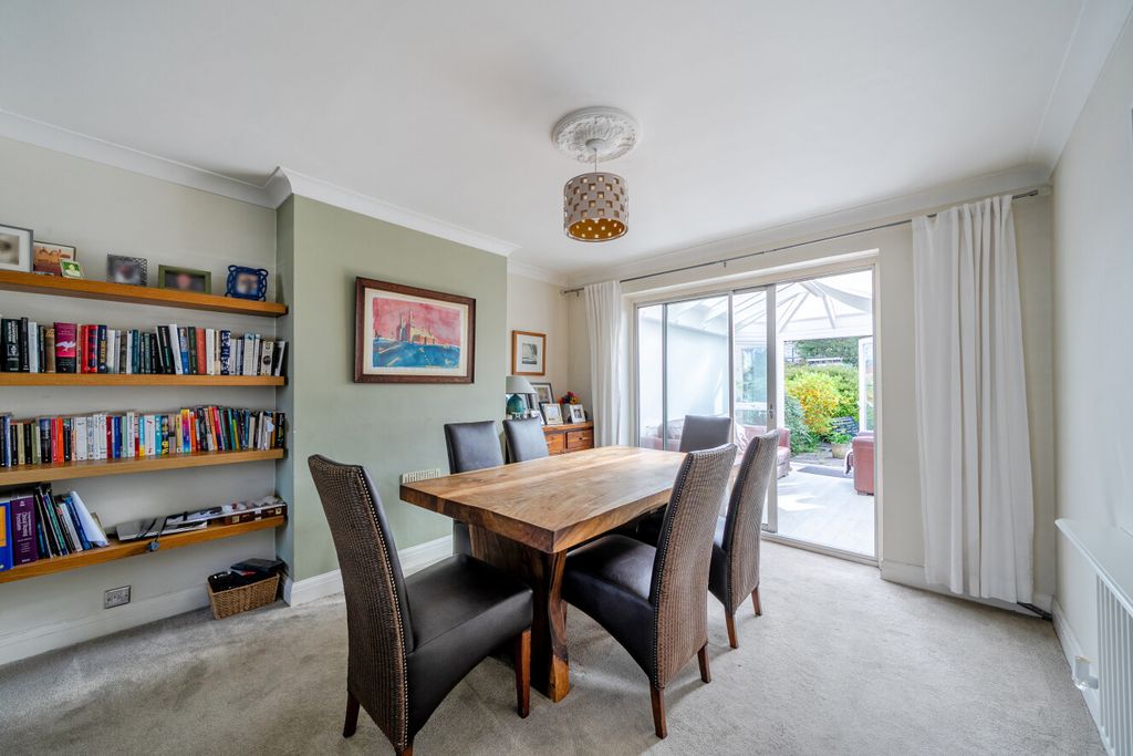 Additional image 8 of 4 bed semi-detached house for saleEverard Avenue, Hayes, Kent BR2