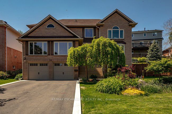 38 Sundrop Court, Hamilton, ON, L9K 1G5