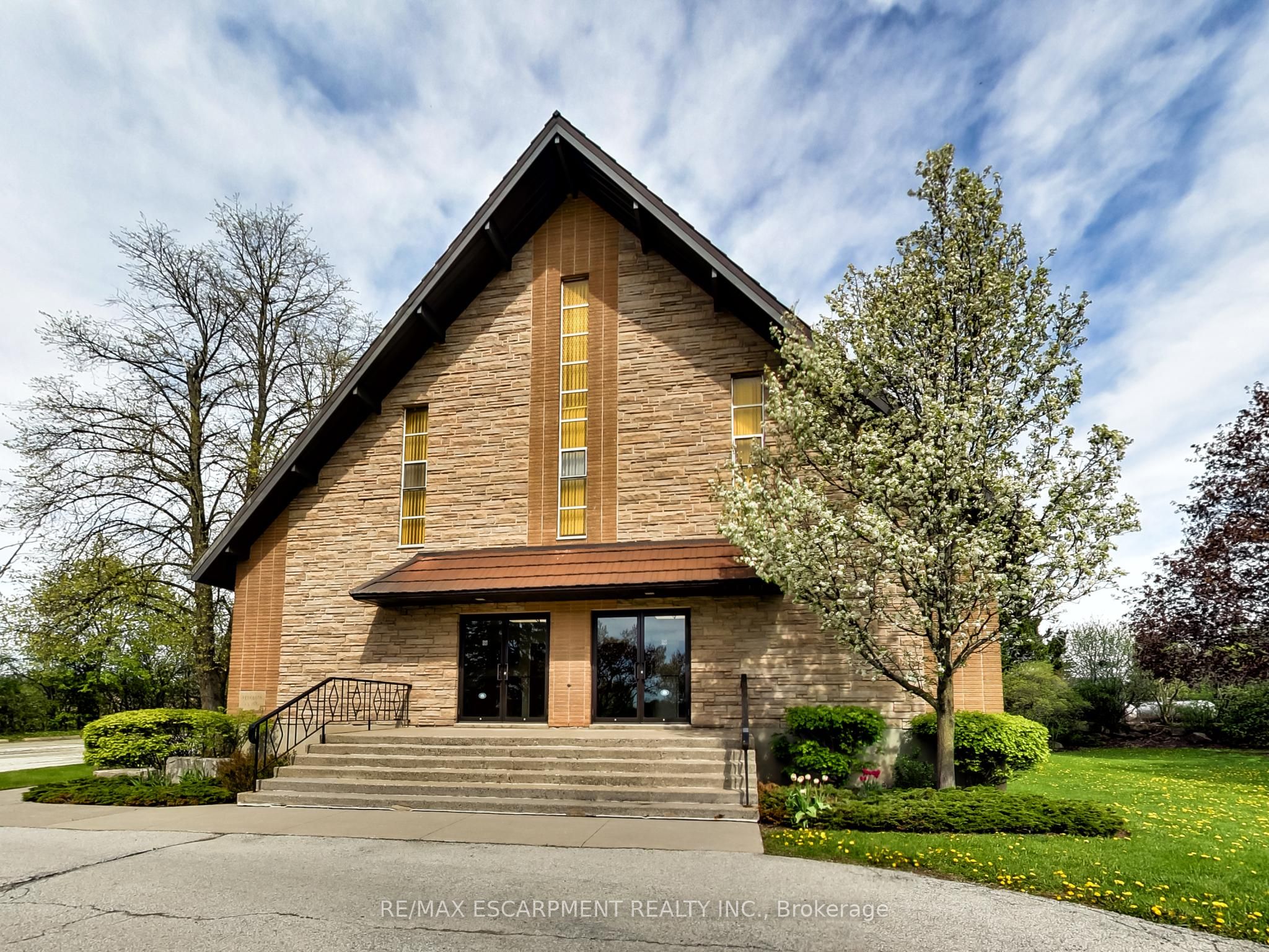 Additional image 6 of UPPER-1225 Dundas Street, Burlington, ON, L7P 0S9