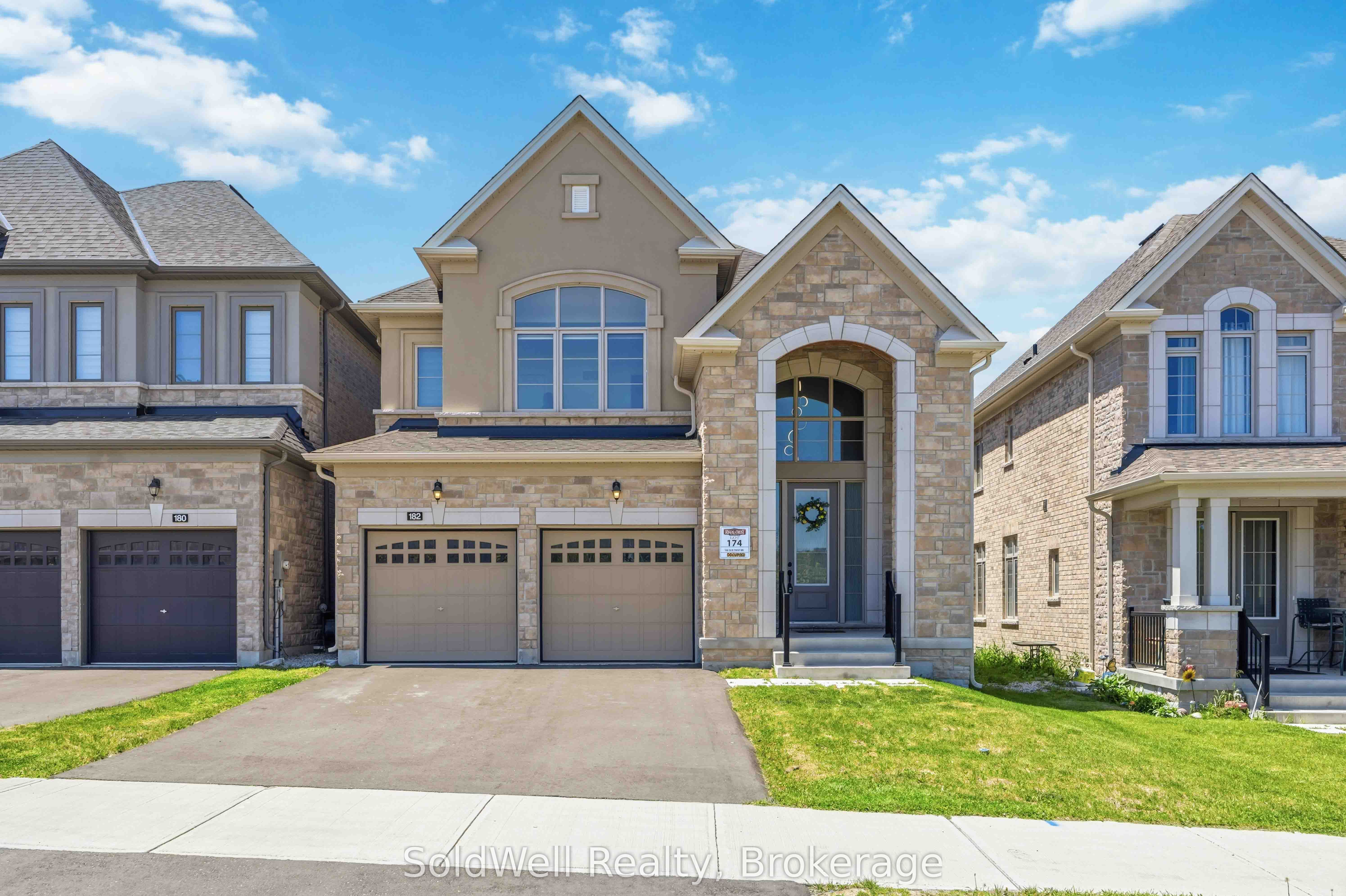 182 Silk Twist Drive, East Gwillimbury, ON, L9N 0V6