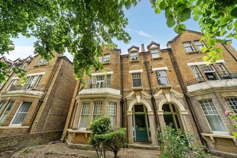 Lewisham Park, London SE13