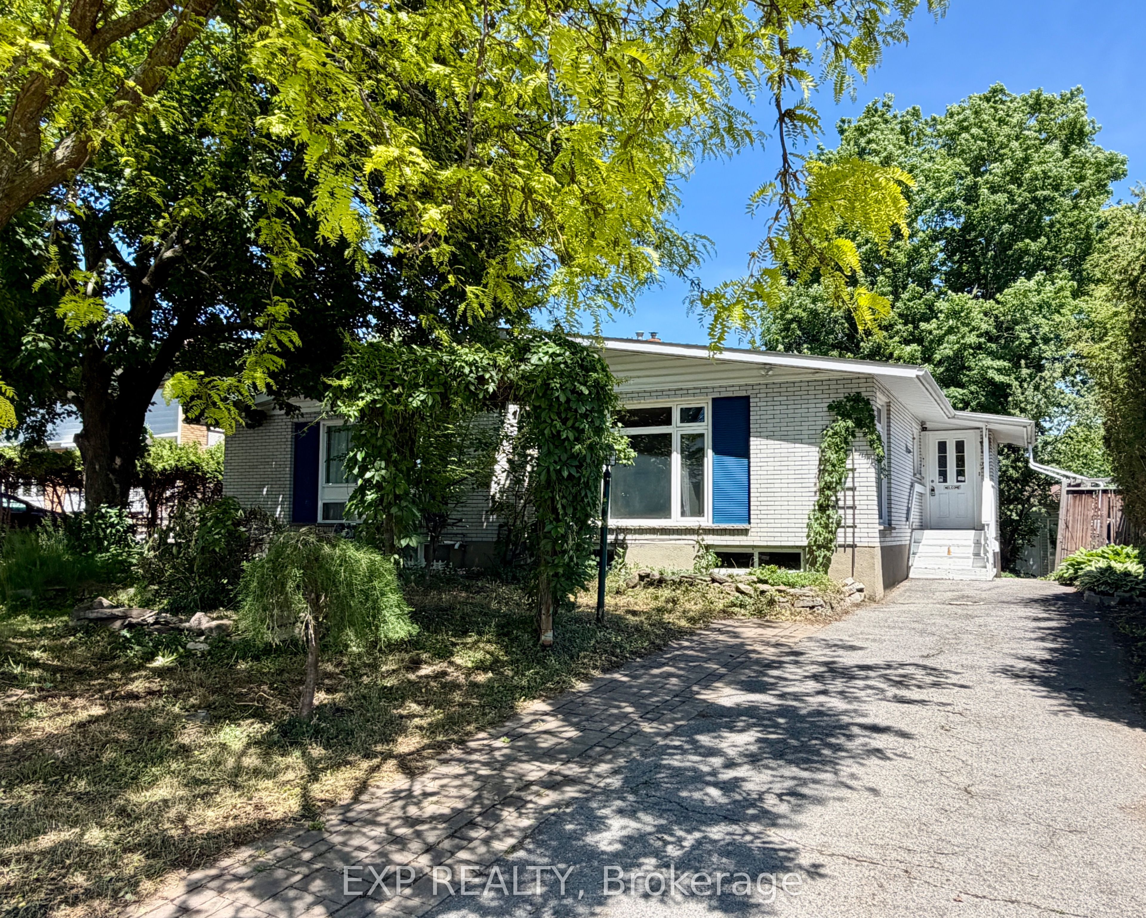 21 Southview Crescent, Ottawa, ON, K2E 5R4