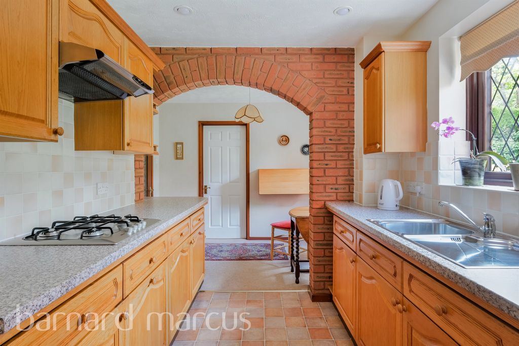 Additional image 18 of 4 bed detached house for saleCotland Acres, Redhill RH1