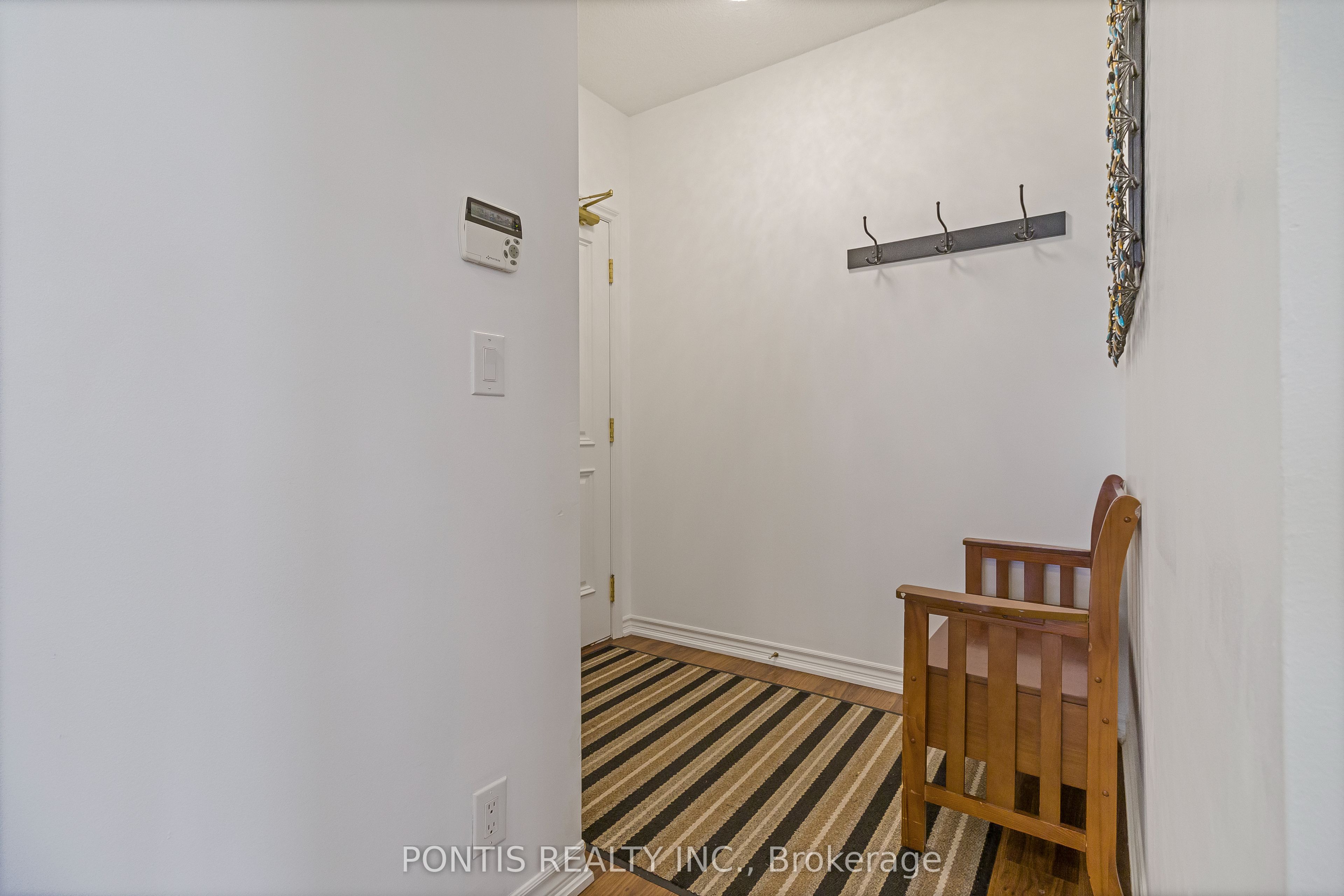 412-9235 Jane Street, Vaughan, ON, L6A 0J8 photo 5