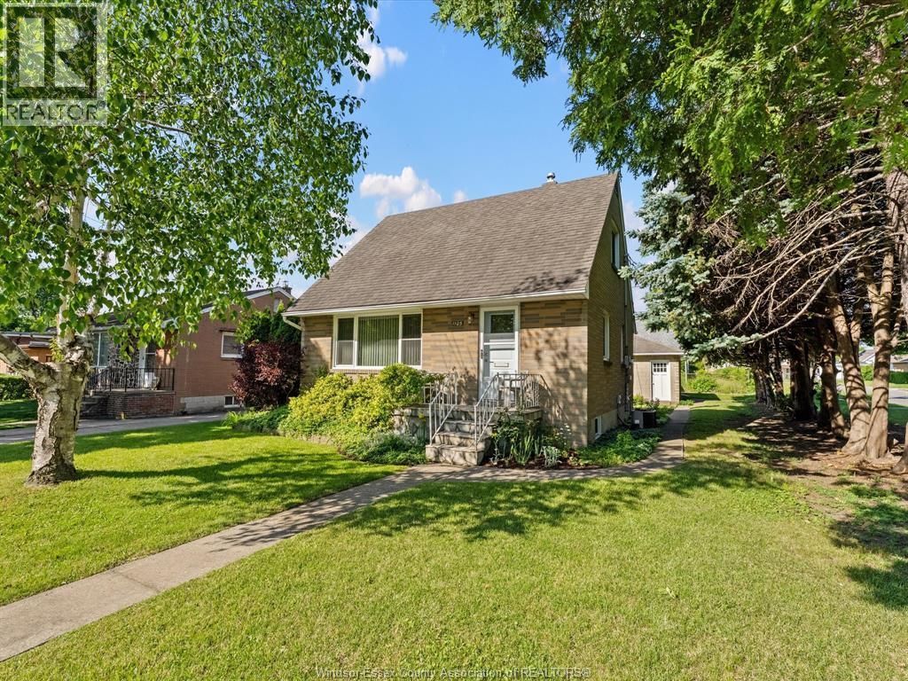 1105 Dot Avenue, Windsor, ON, N9C3H9