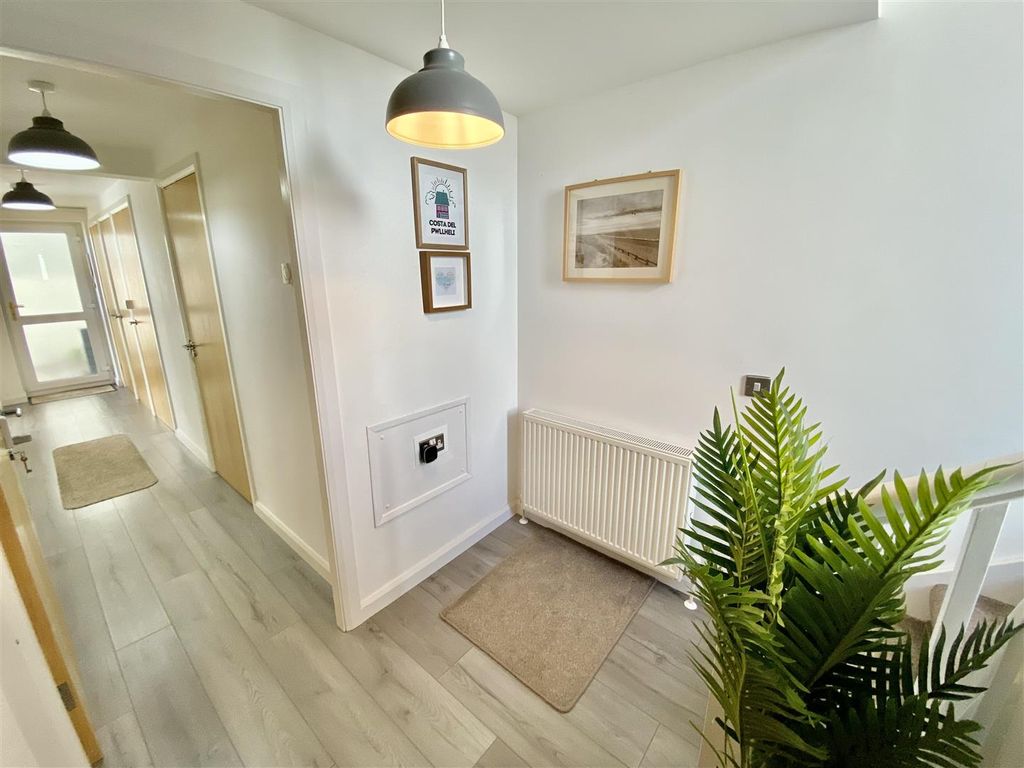 Additional image 25 of 5 bed town house for saleVictoria Parade, Pwllheli LL53