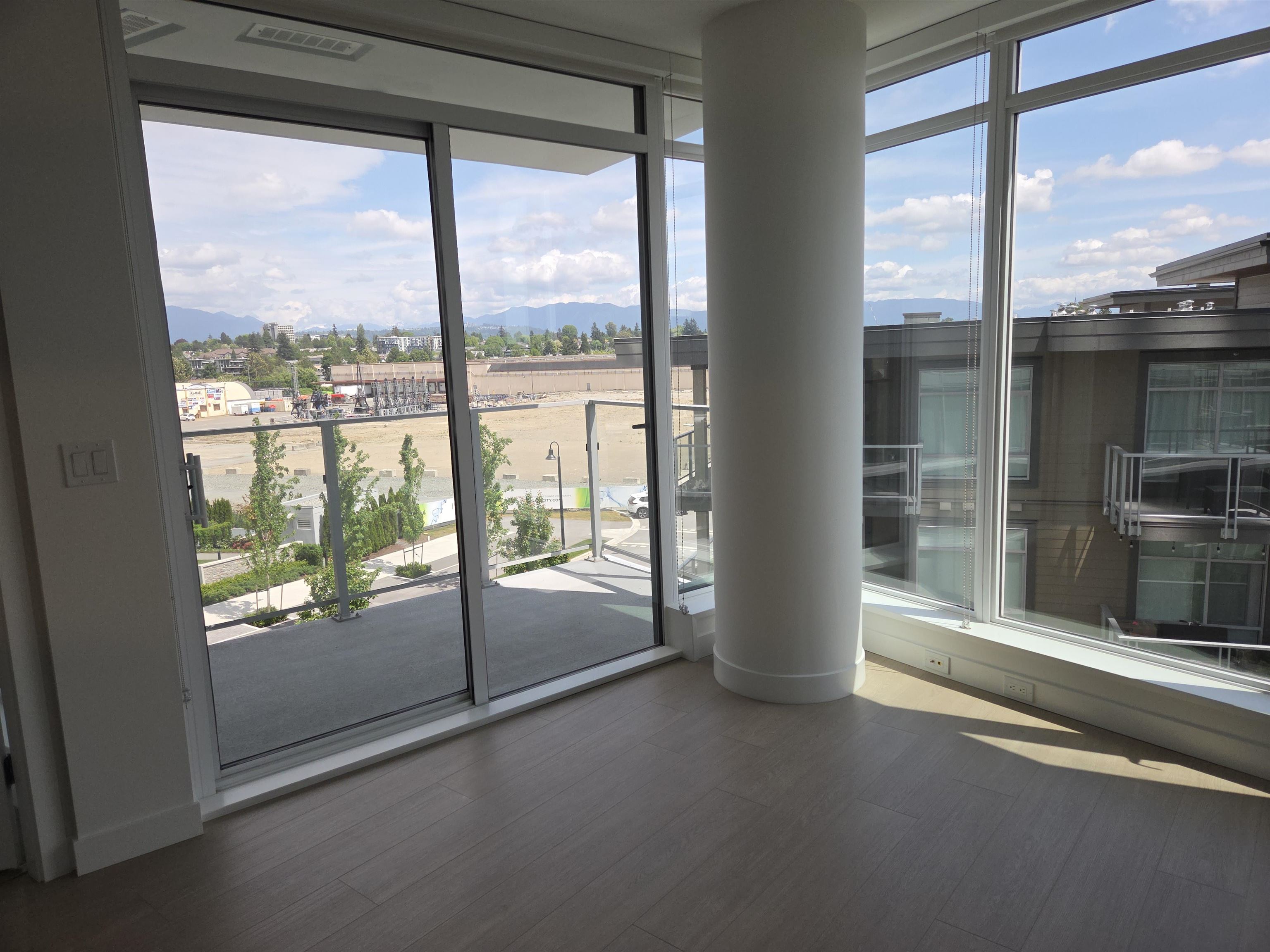 407-7769 Park Crescent, Burnaby, BC, V3N 0J7 photo 2