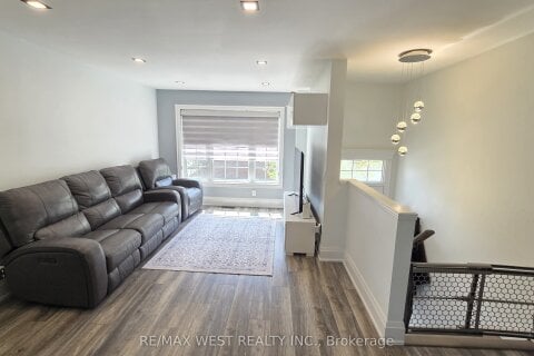 Additional image 8 of 33-3020 Cedarglen Gate, Mississauga, ON, L5C 4S7